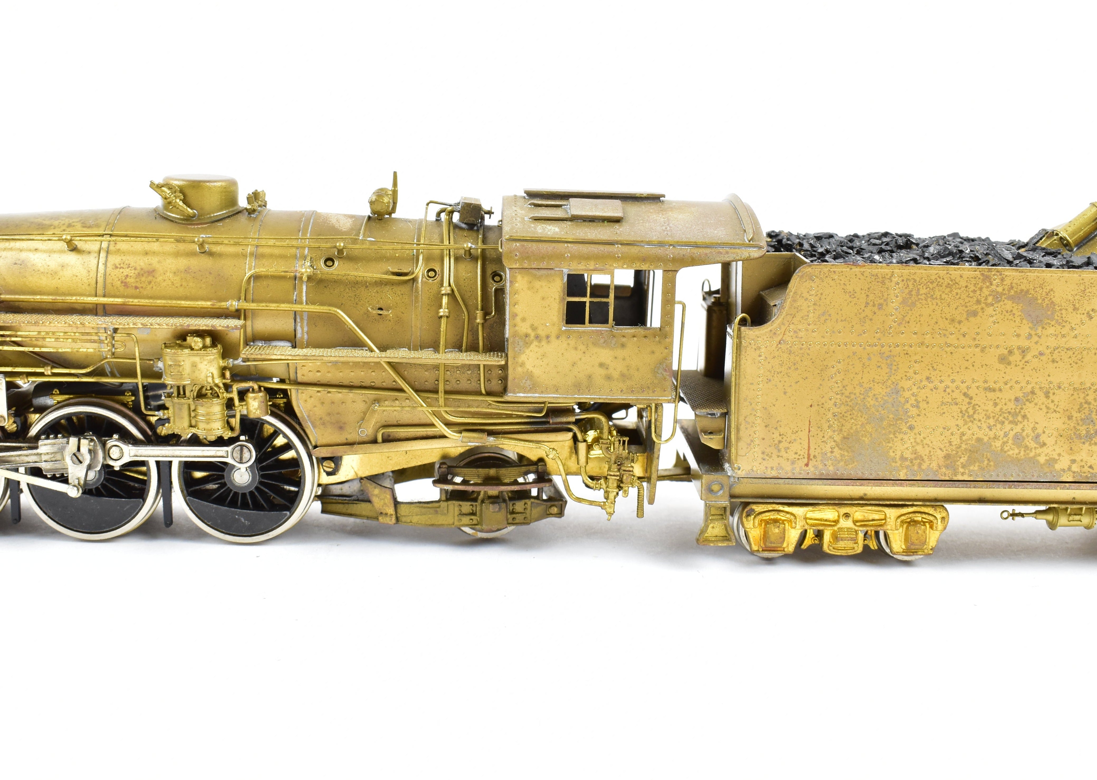 HO Scale Brass Pacific Fast Mail Model - United States Railway Administration Various Roads 4 - 6 - 2 Light Pacific Locomotive from Atlas Industries in Japan