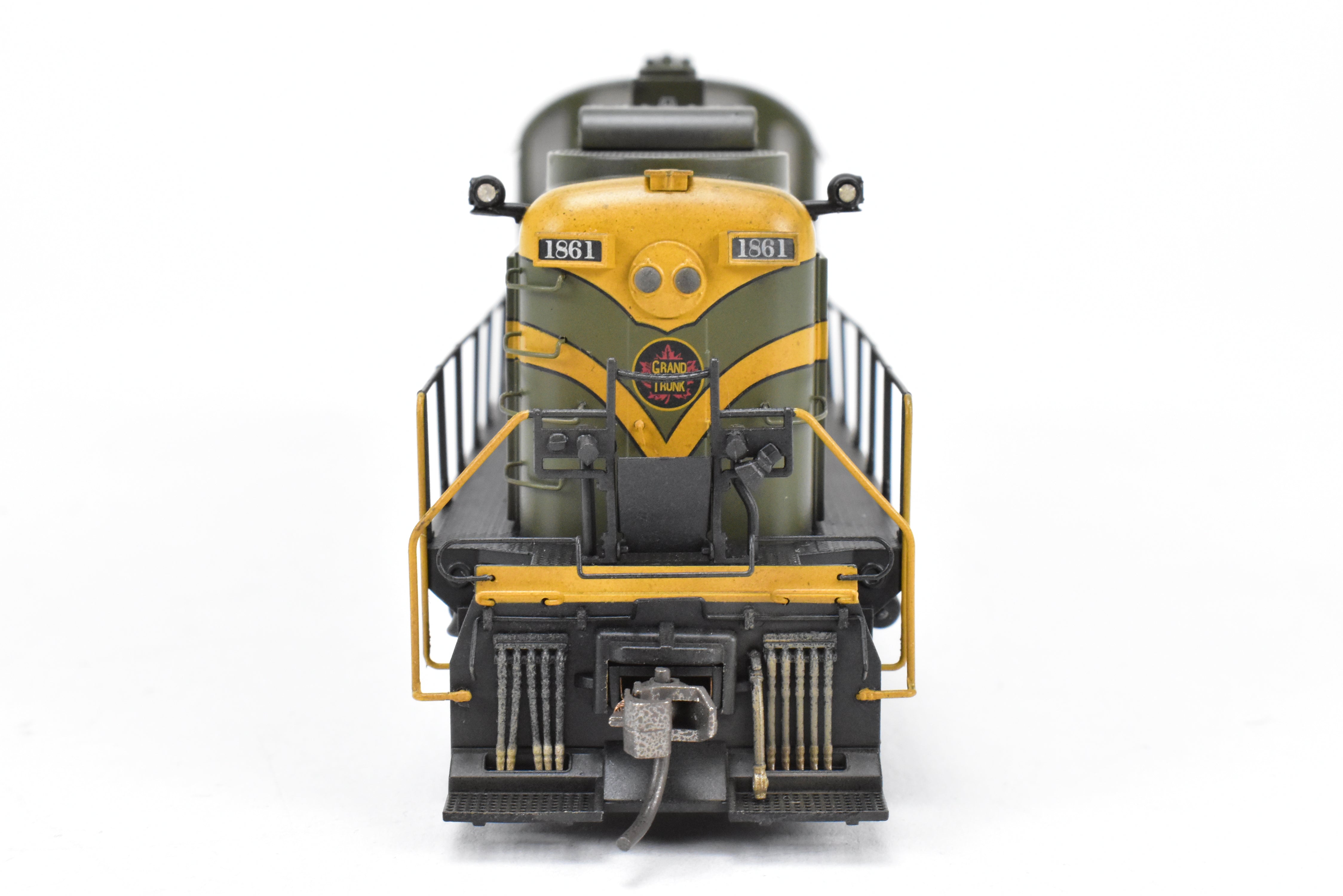 Bowser Executive Line GTW Grand Trunk Alco RS-3 Phase III, ESU DCC & Sound, #1861 Weathered
