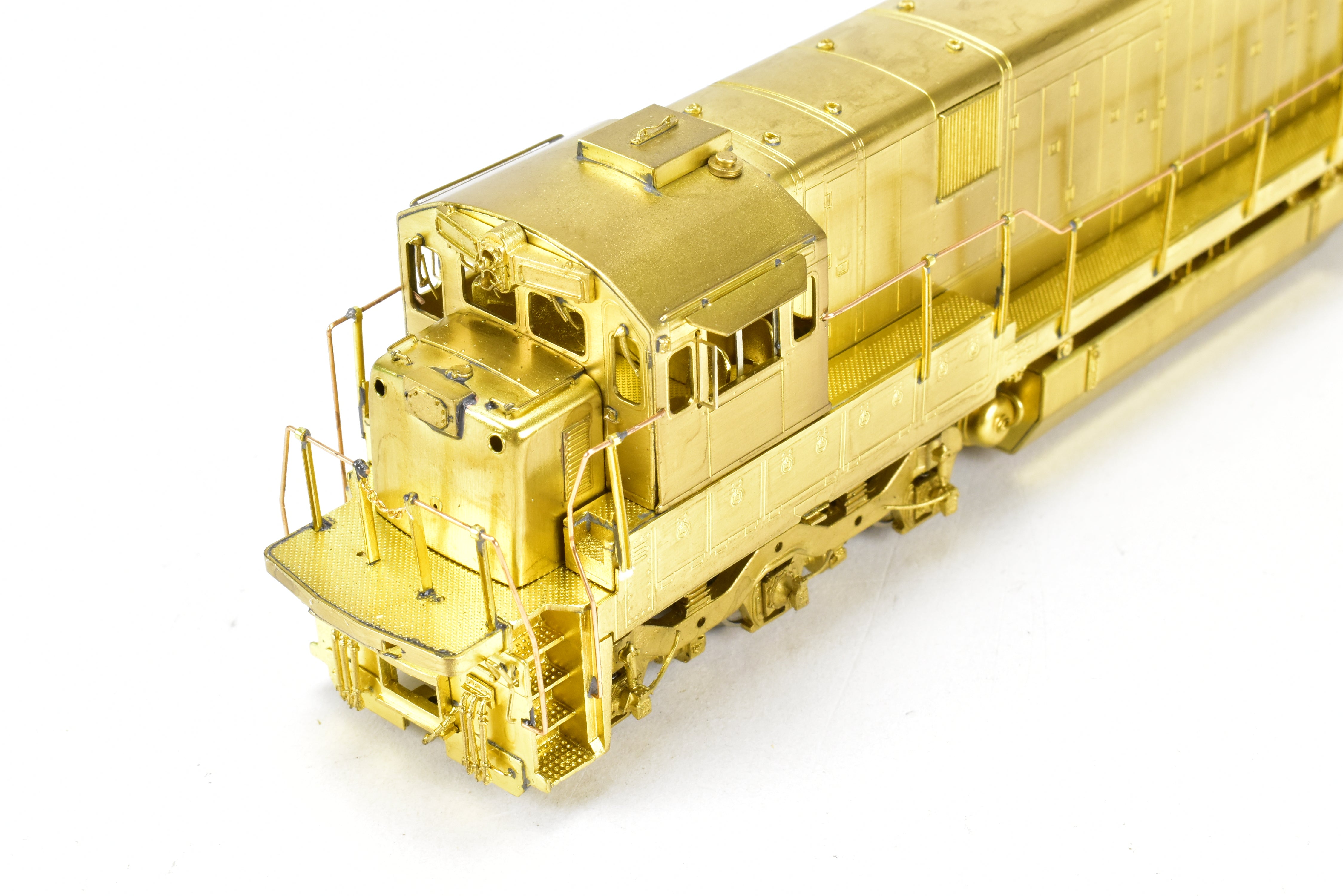 HO Brass OMI GE C30 - 7 Four - Window Cab Locomotive by Overland Models for BN/ATSF