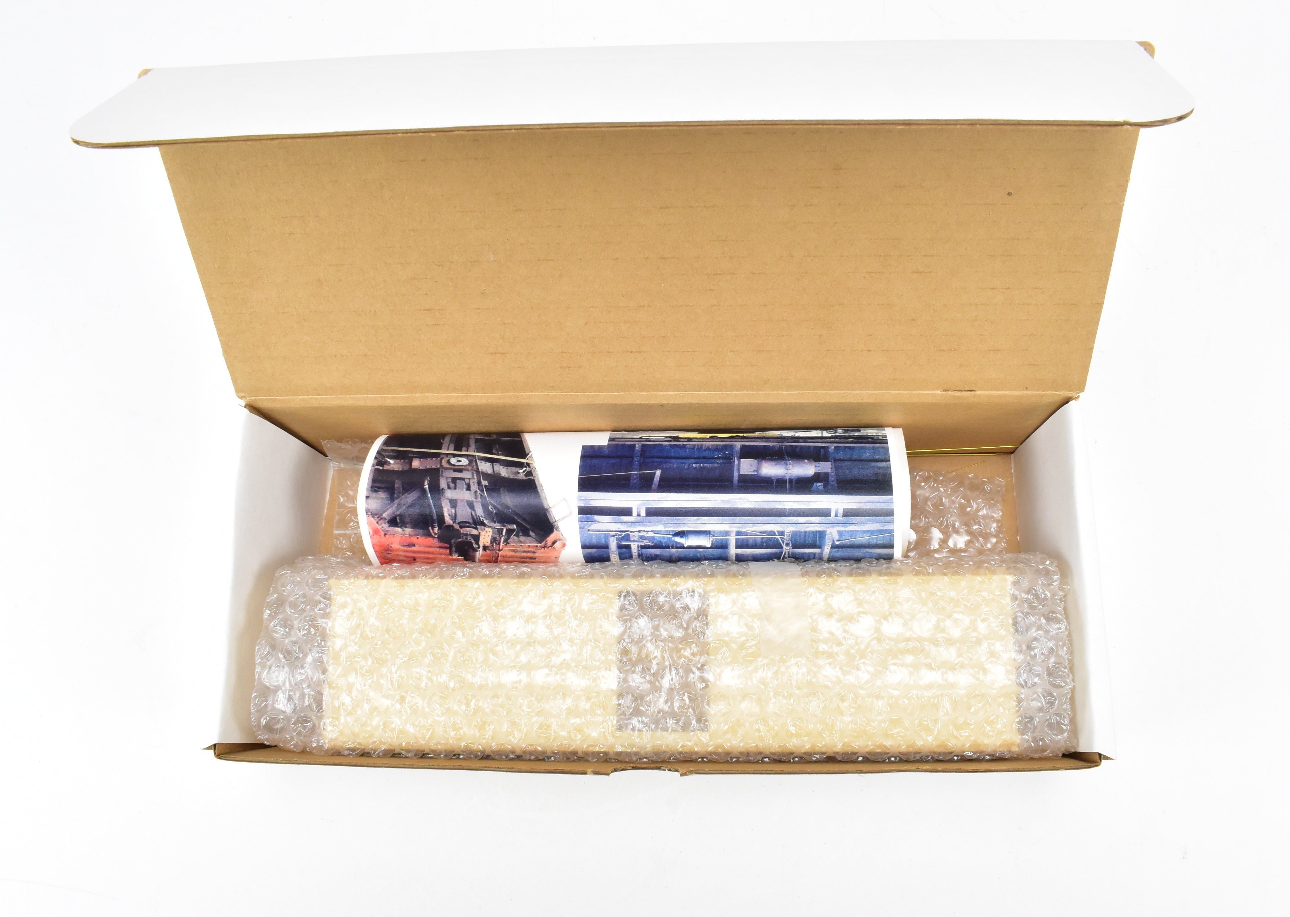 O Scale Resin Model Kit - Chooch Ultra Scale II Northern Pacific 10000 Series Double Sheathed Box Car Model Building Kit