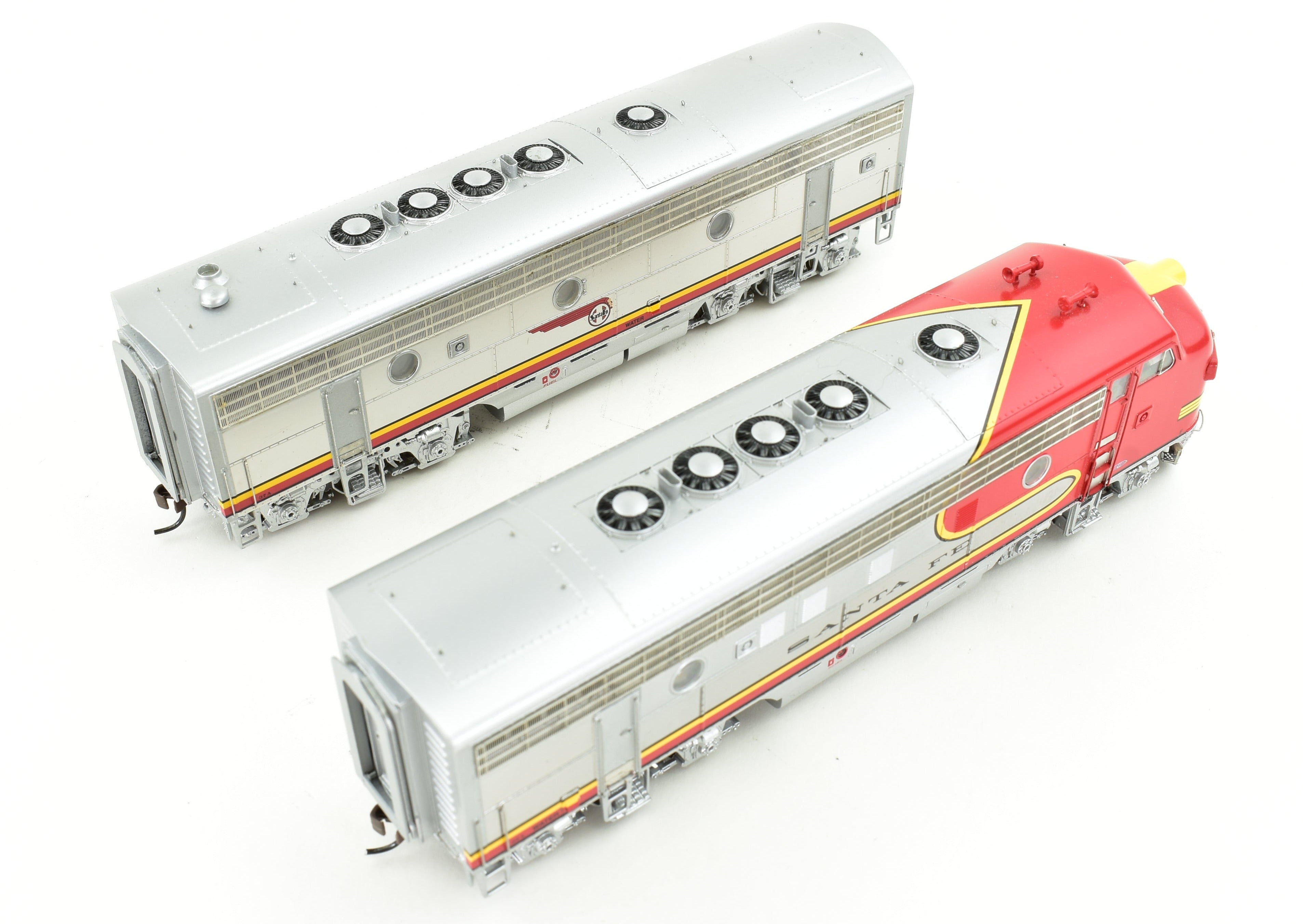 Athearn Genesis ATSF Santa Fe EMD F7A/F7B Phase I Set #37L & 37A First Run