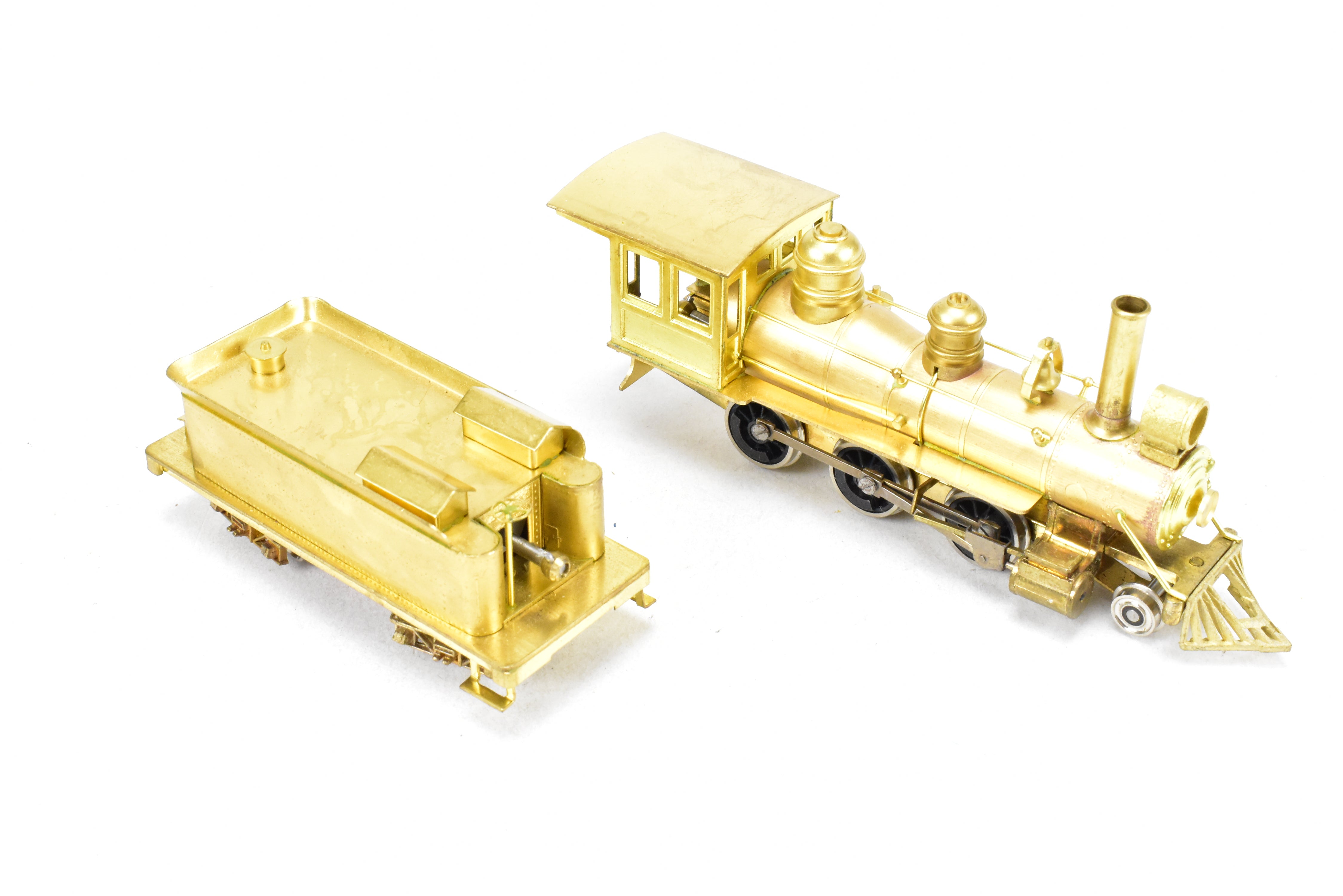 HOn3 Scale Brass Model Train - Far East Distributors Mogul 2-6-0 Steam Locomotive from Circa 1910 in Spartan Series
