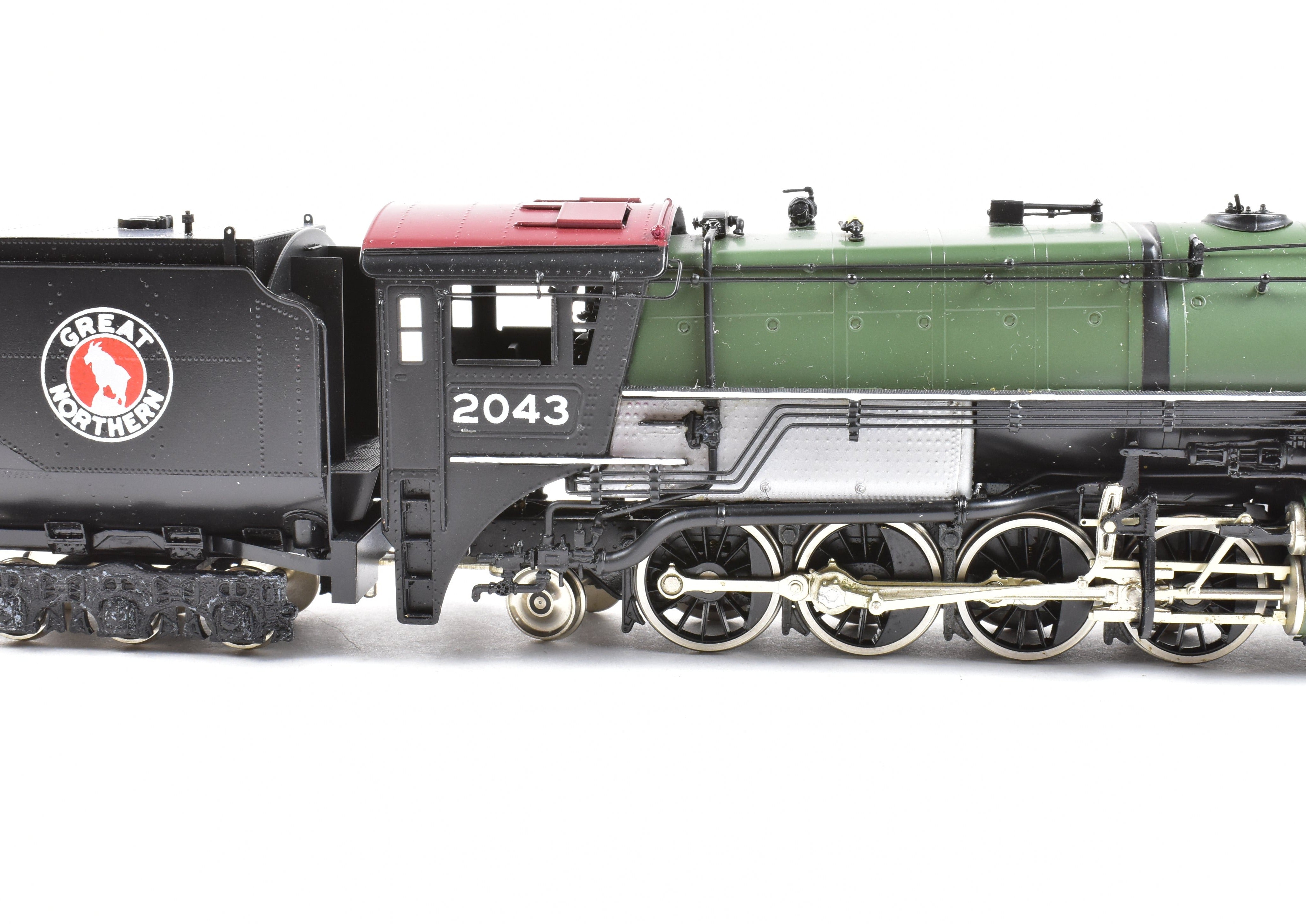 HO Scale Brass Model Train - Oriental Limited GN Great Northern R - 1 2 - 8 - 8 - 2 Closed Cab Version Freight Locomotive