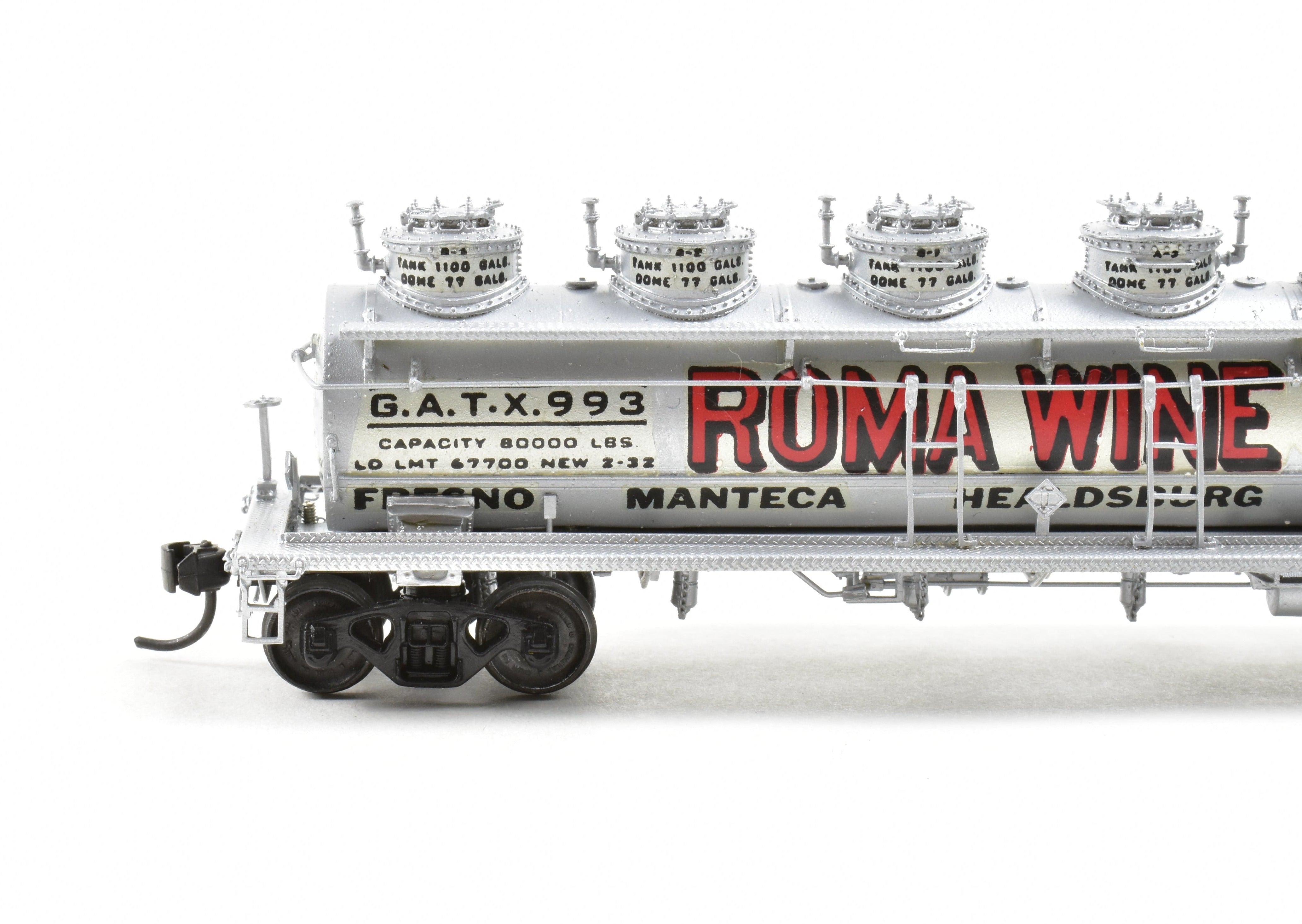 High - Quality HO Scale Brass Precision Scale Co. Unadorned G.A.T.X. 6 Dome - Wine Tank Car Professionally Custom Painted for Roma Wine Model Train