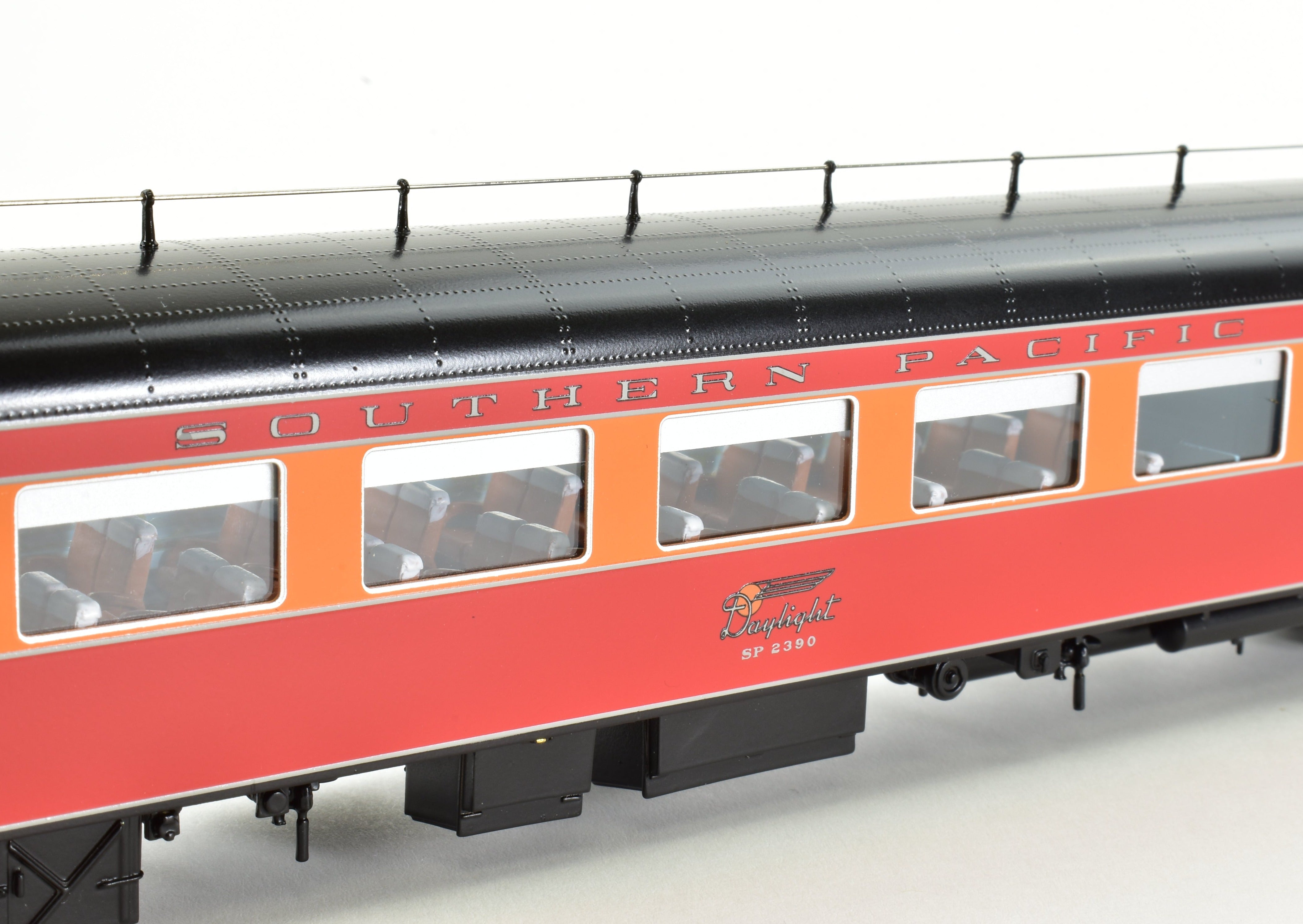 HO Scale Brass Model Train Consignment Set - Challenger Imports SP - Southern Pacific 1955 Shasta Daylight 10 - Car Train Set with FP