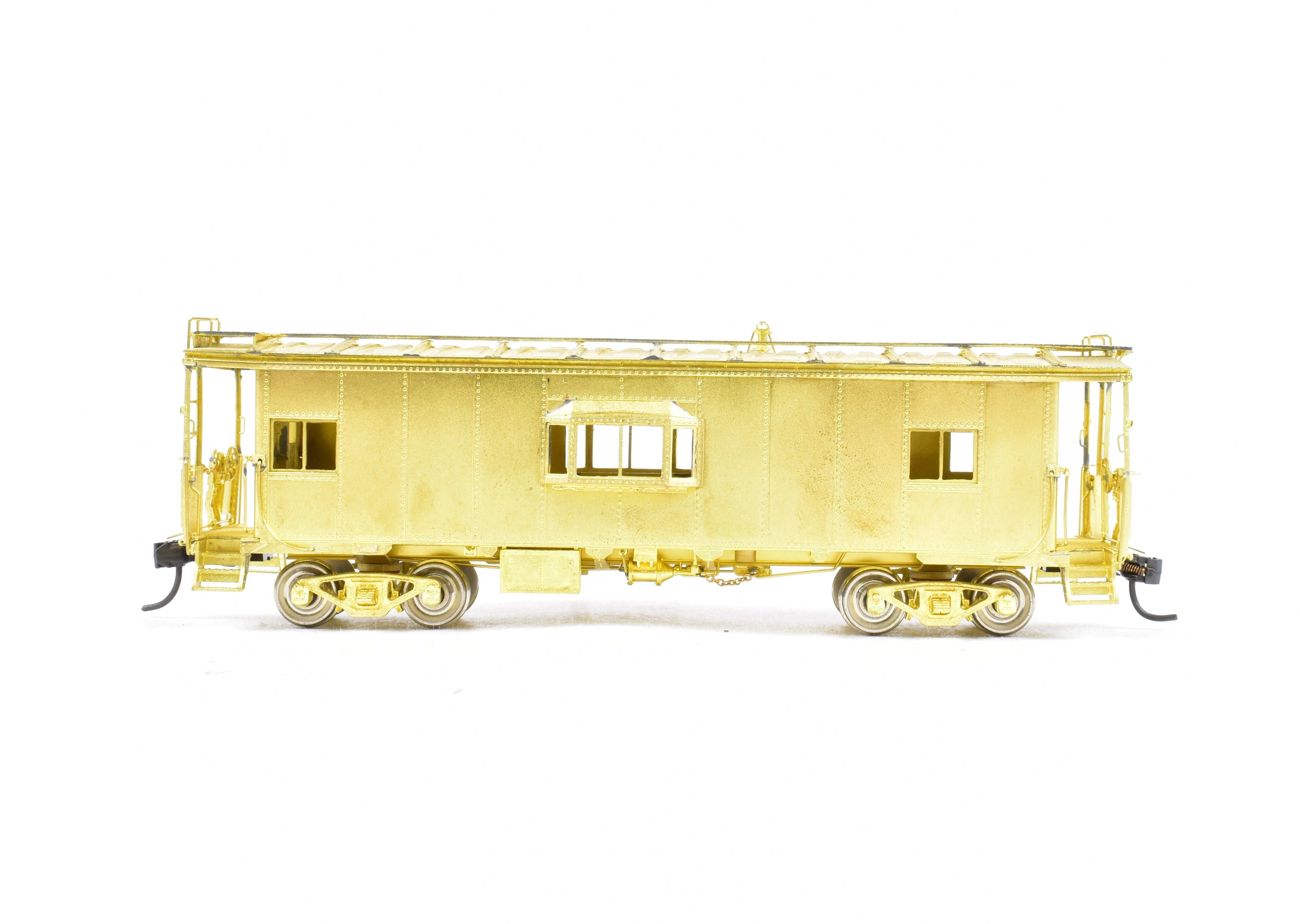 HO Scale Brass Illinois Terminal Bay Window Caboose #980 - 989 by OMI - Overland Models, Inc.