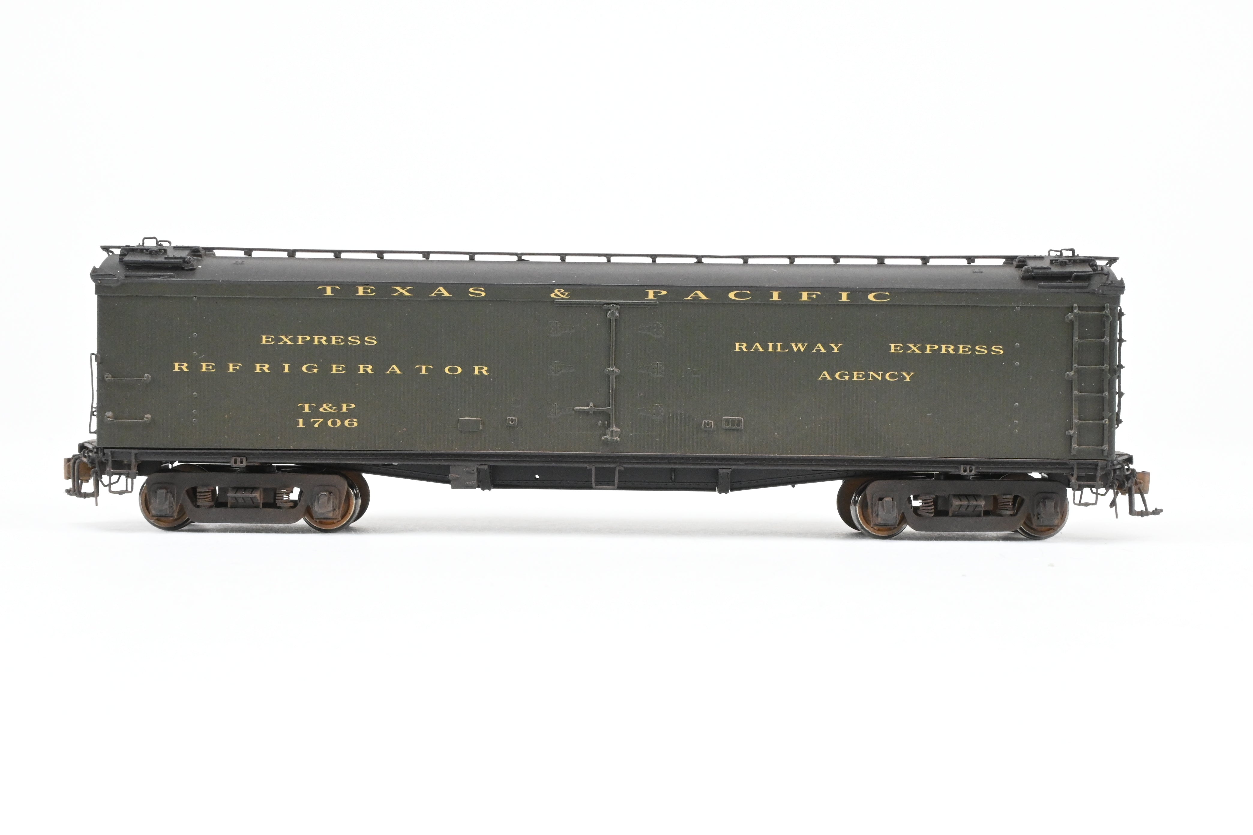 HO Scale Brass Precision Scale Co. Texas & Pacific 53' 6 Reefer with Miner Brake System