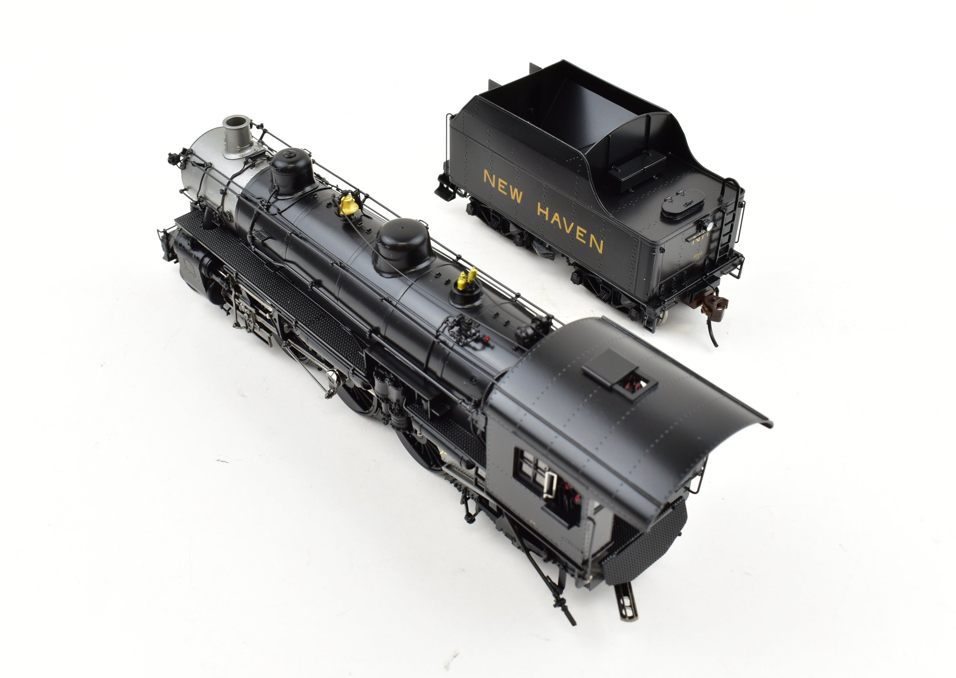 HO Scale Brass Crown Custom Imports NH - New Haven I-2 4-6-2 Pacific Locomotive with ATS on Pilot and Factory Painted Finish