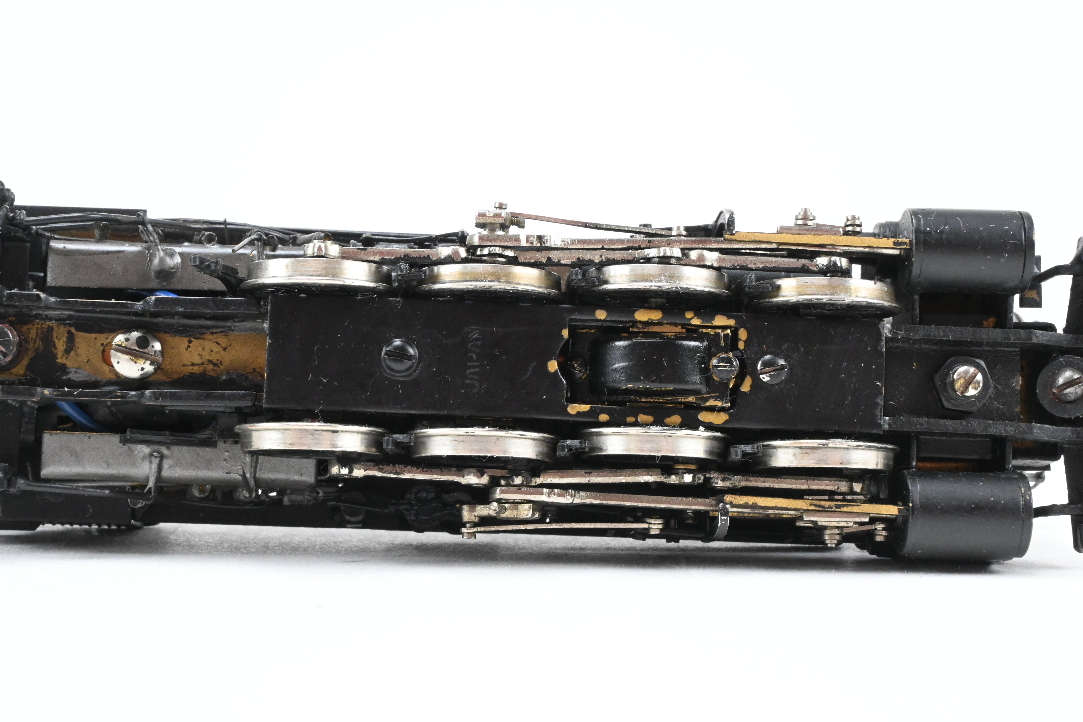 HO Scale Brass Model Train - Akane USRA United States Railway Administration 0-8-0 Switcher, New York Central Version (Class U3), Unlettered, with Clear Vision Tender