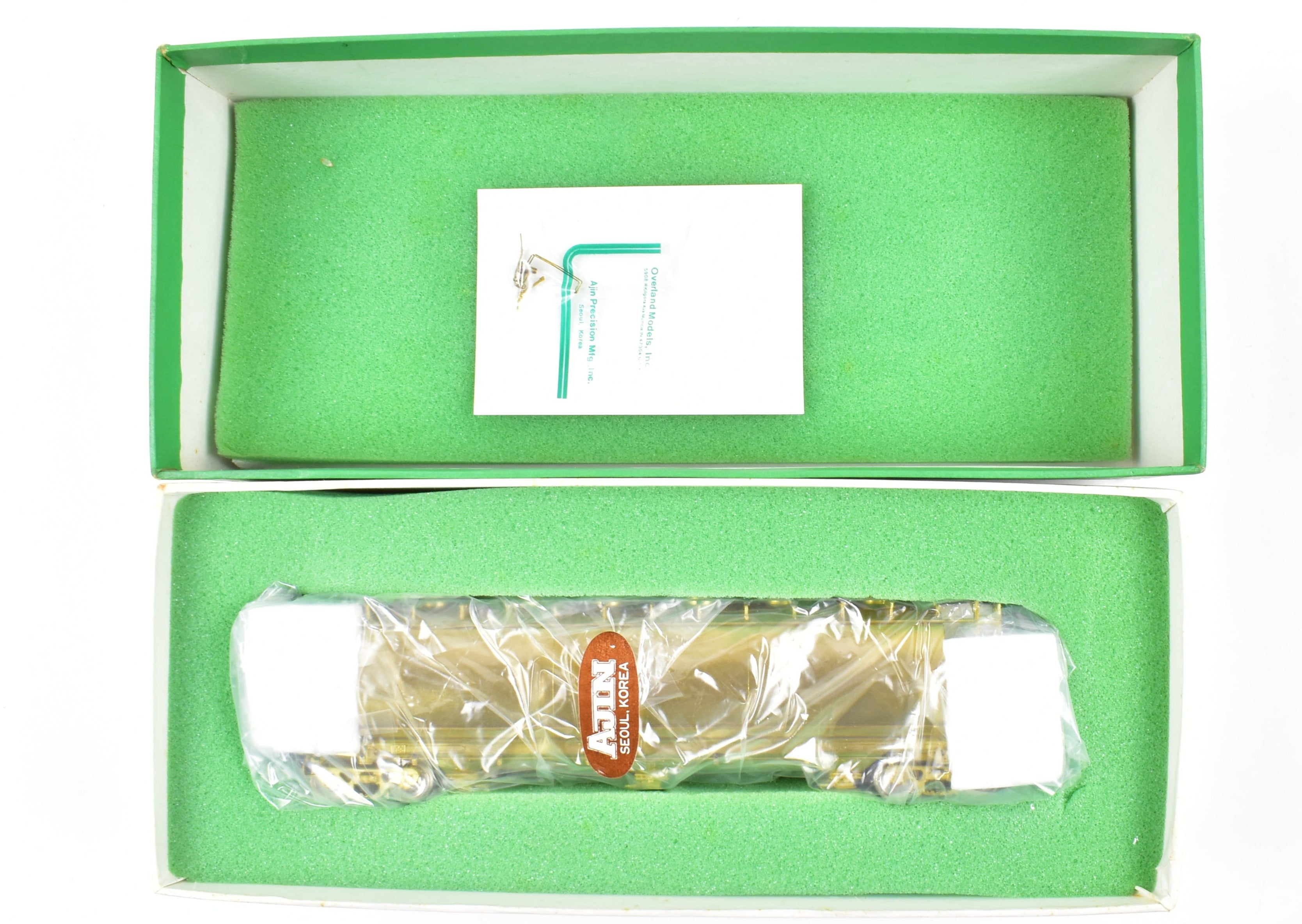 HO Scale Brass Model Train - OMI (Overland Models, Inc.) CB&Q - Burlington Route ACF Cylindrical Covered Hopper for Model Railroad Enthusiasts