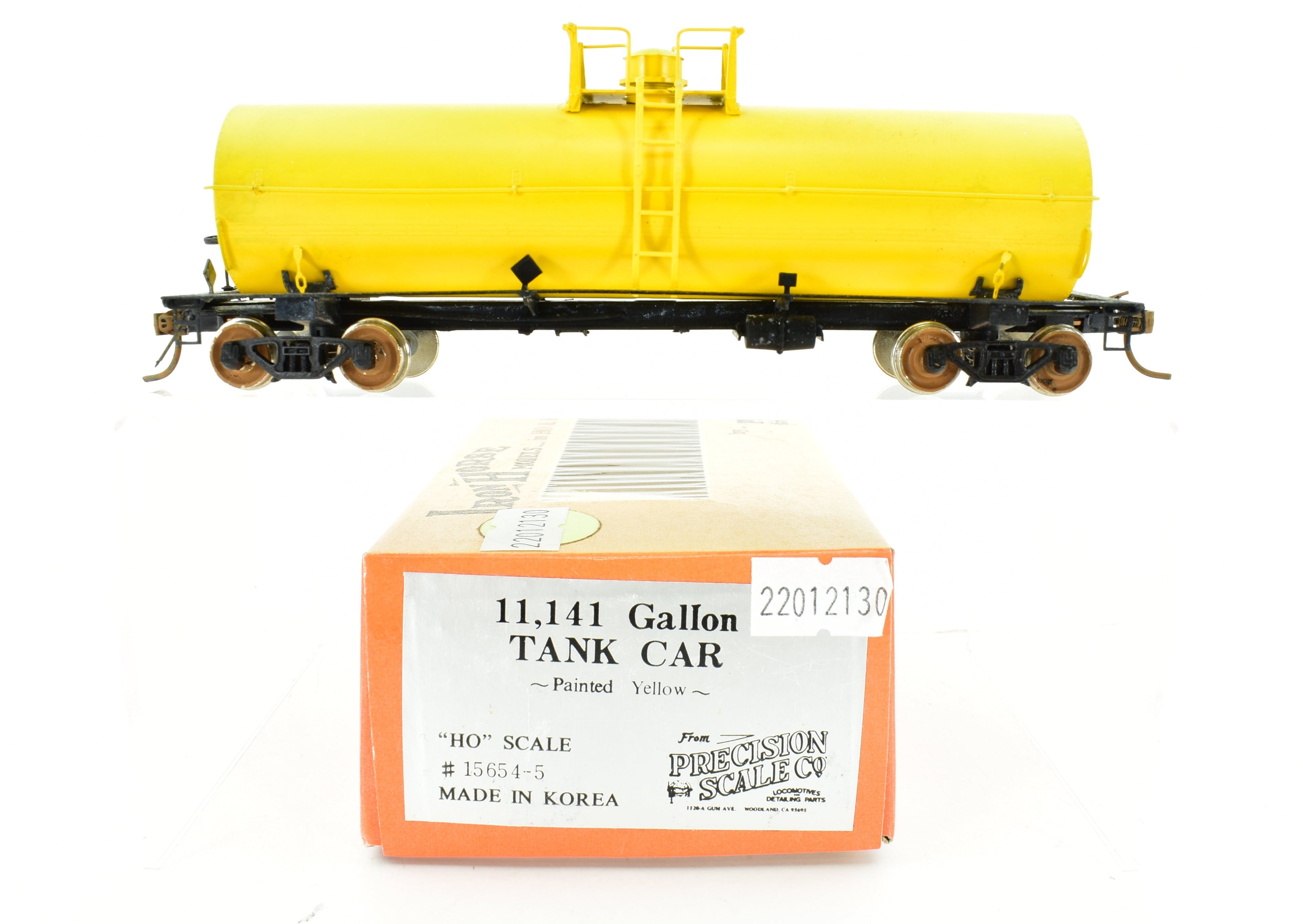 HO Scale Yellow Painted 11,141 Gallon Tank Car by Precision Scale Co.