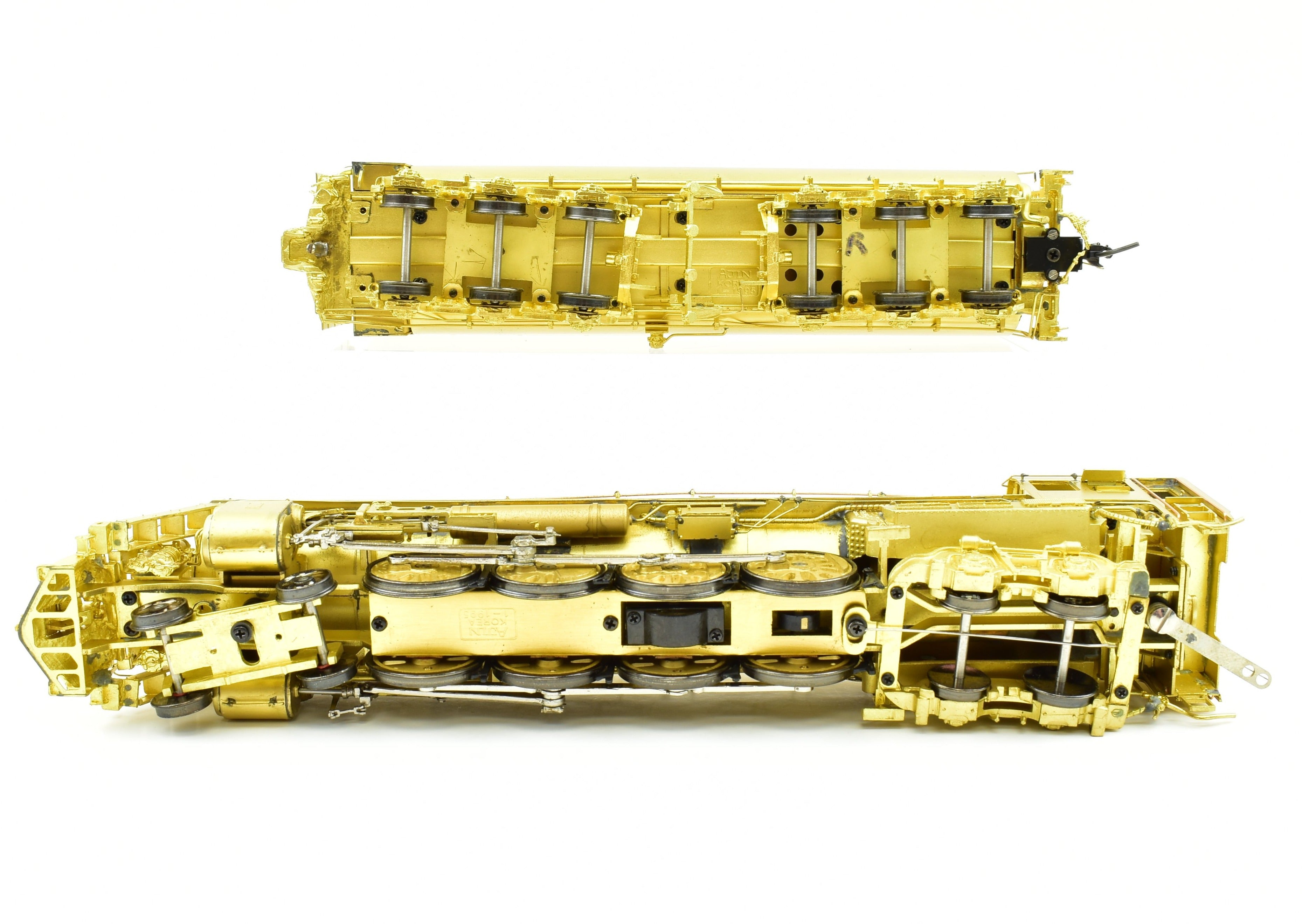 HO Scale Brass Model Train - Overland Models, Inc. MILW - Milwaukee Road S-3 4-8-4 Steam Locomotive with Squared Boiler Front