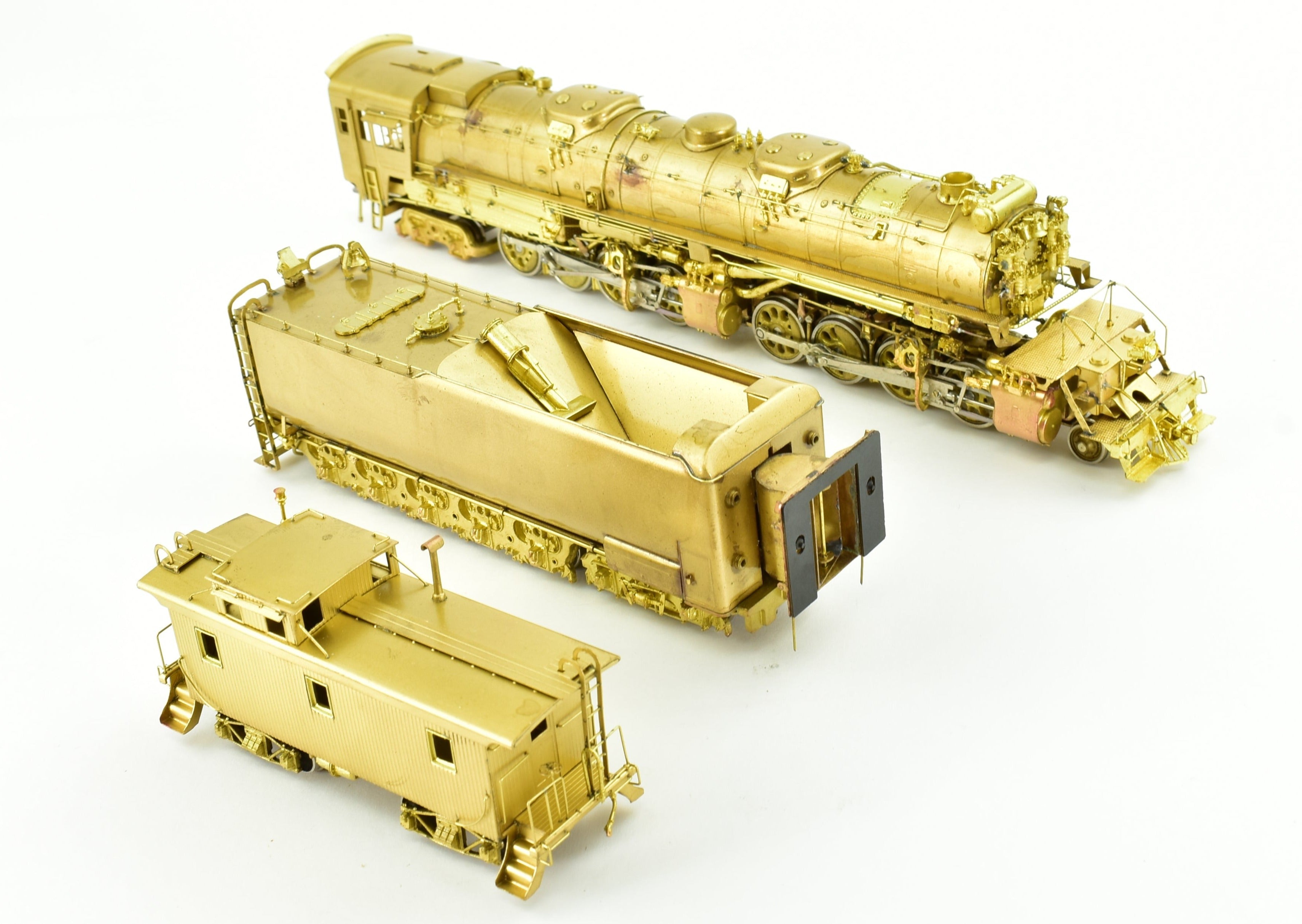 HO Scale Brass Model Train - Westside Model Co. DM&IR - Duluth, Missabe, & Iron Range 2-8-8-4 Yellowstone M-4 Steam Locomotive with Caboose