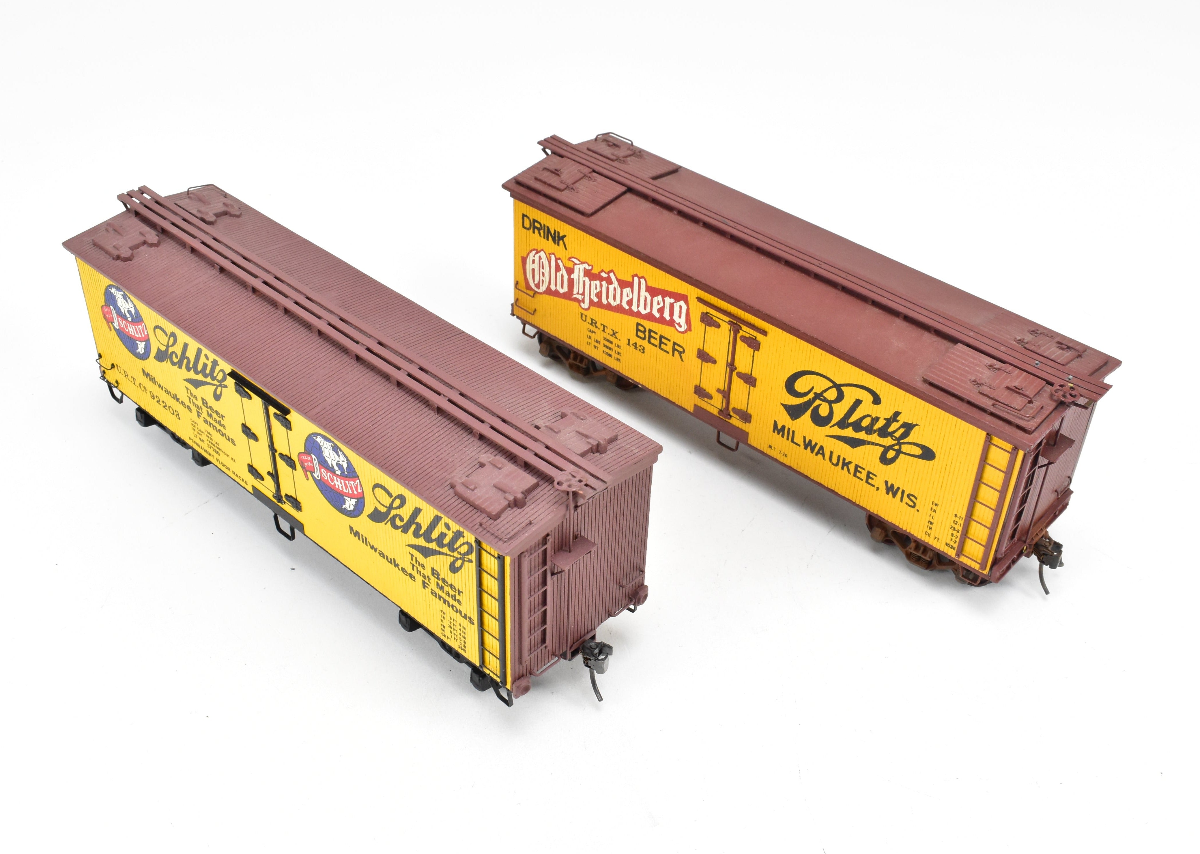 O Scale 36' Wood Beer Reefers: Schlitz & Old Heidelberg - 2 Professionally Built & Painted Models