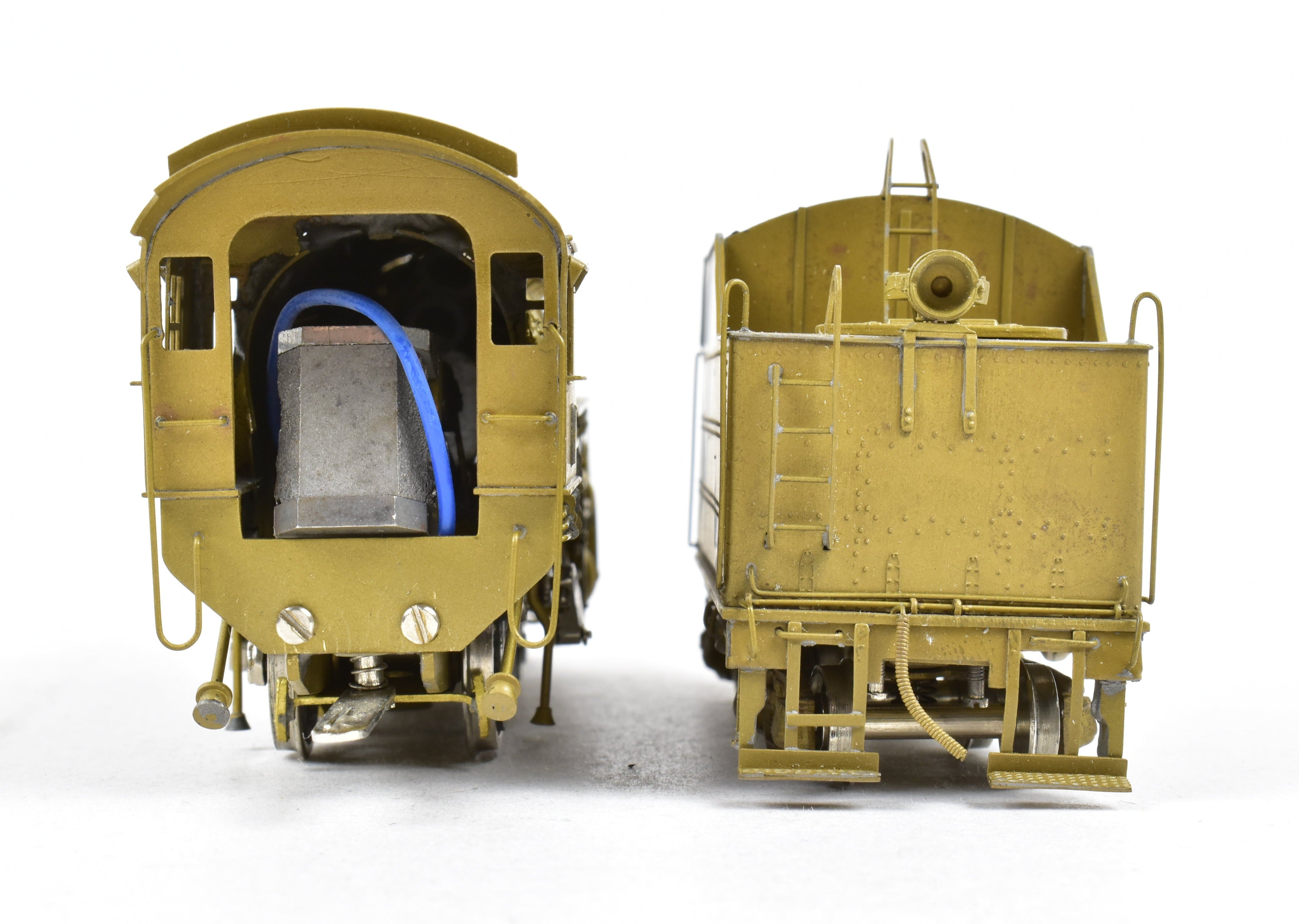 HO Scale Brass Hallmark Models Illinois Central 2-8-0 Steam Locomotive Model