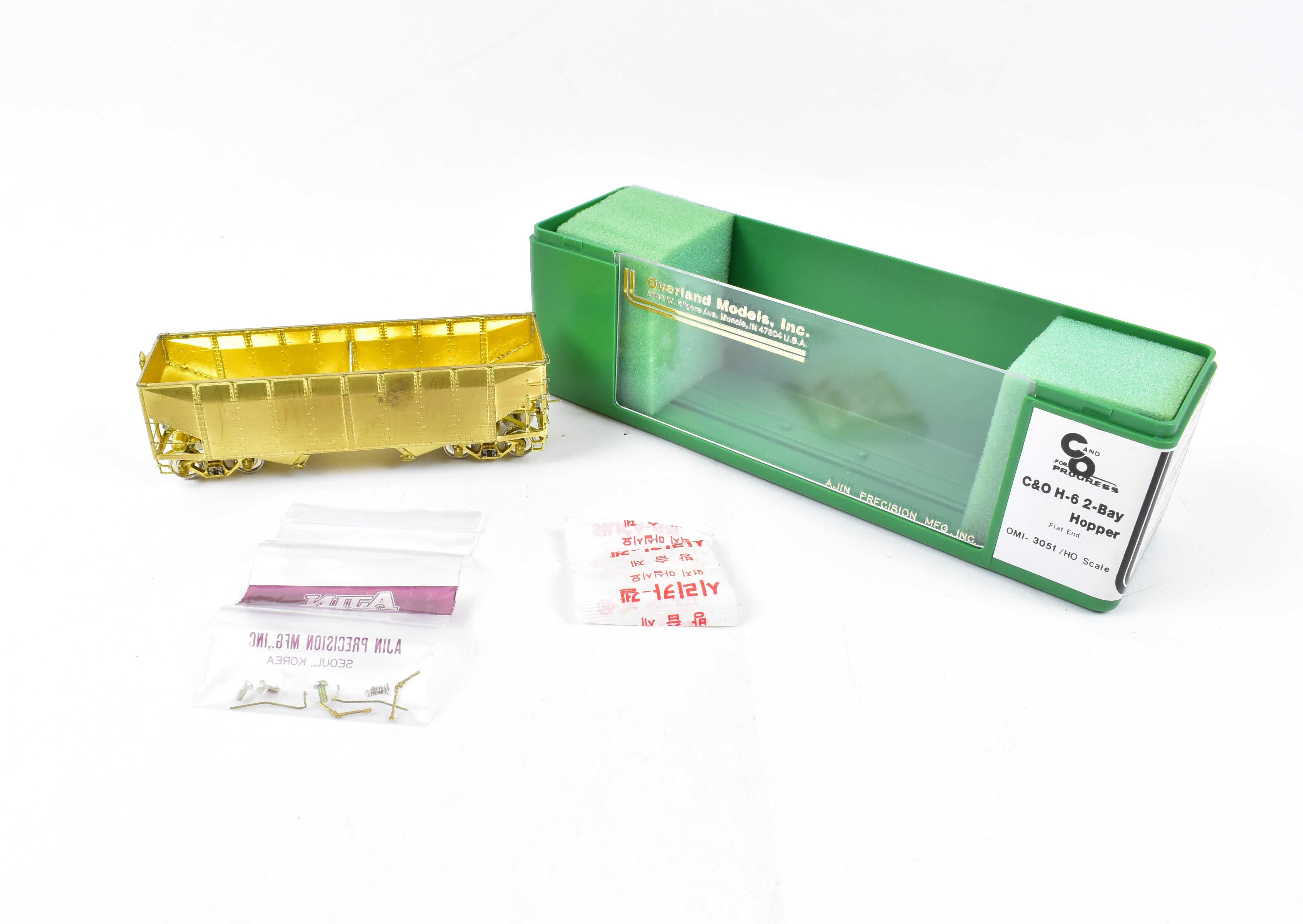 HO Scale Brass Freight Car - Overland Models, Inc. Chesapeake & Ohio (C&O) H-6 2 Bay Hopper Model