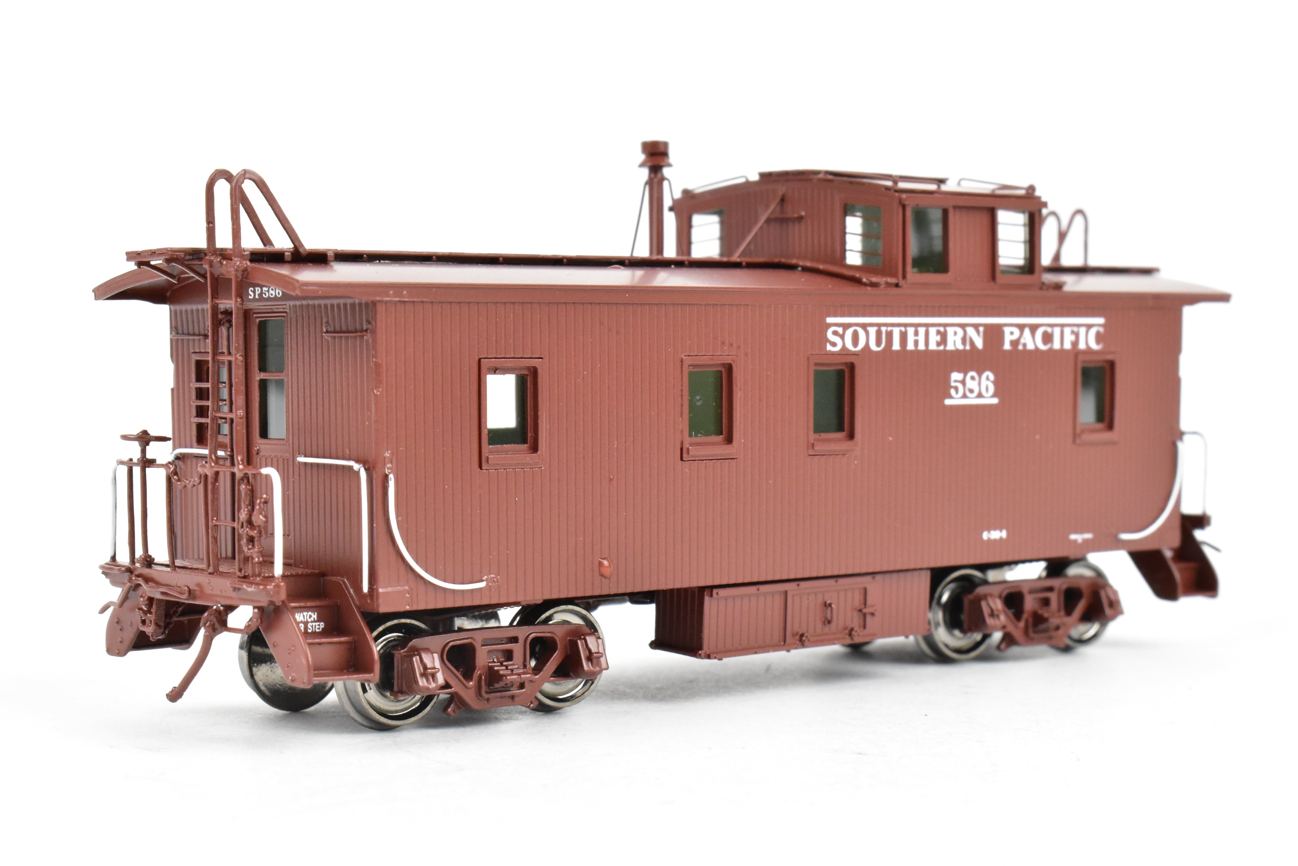 HO Scale Brass Model Train - Southern Pacific Wood Side Caboose, Straight Side Cupola Class C - 30 - 1 FP No. 586 by Challenger Imports