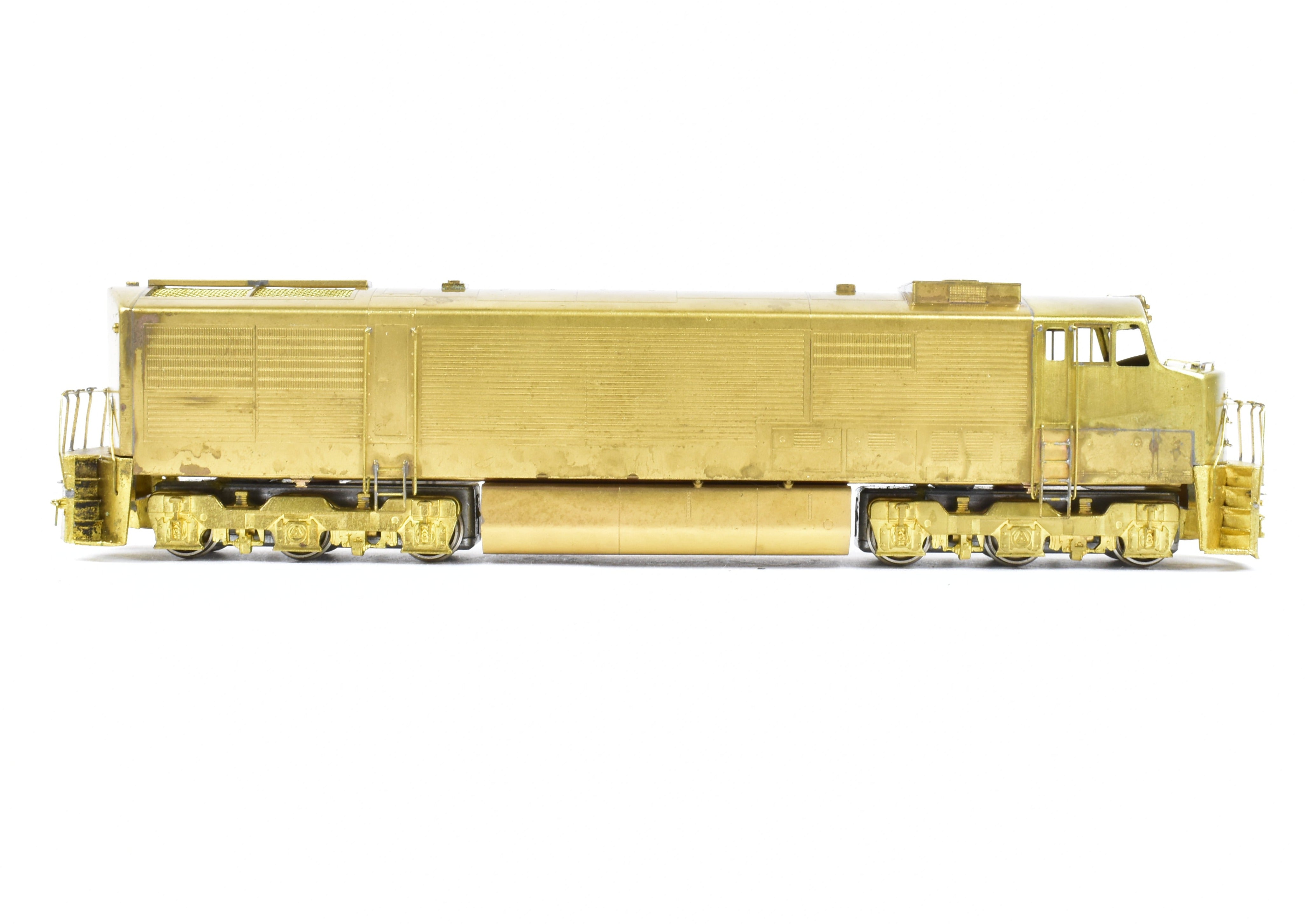 HO Scale Brass Hallmark Models ATSF - Santa Fe GE U30CG Cowl-Style Passenger Diesel Locomotive Model with New NWSL Gears
