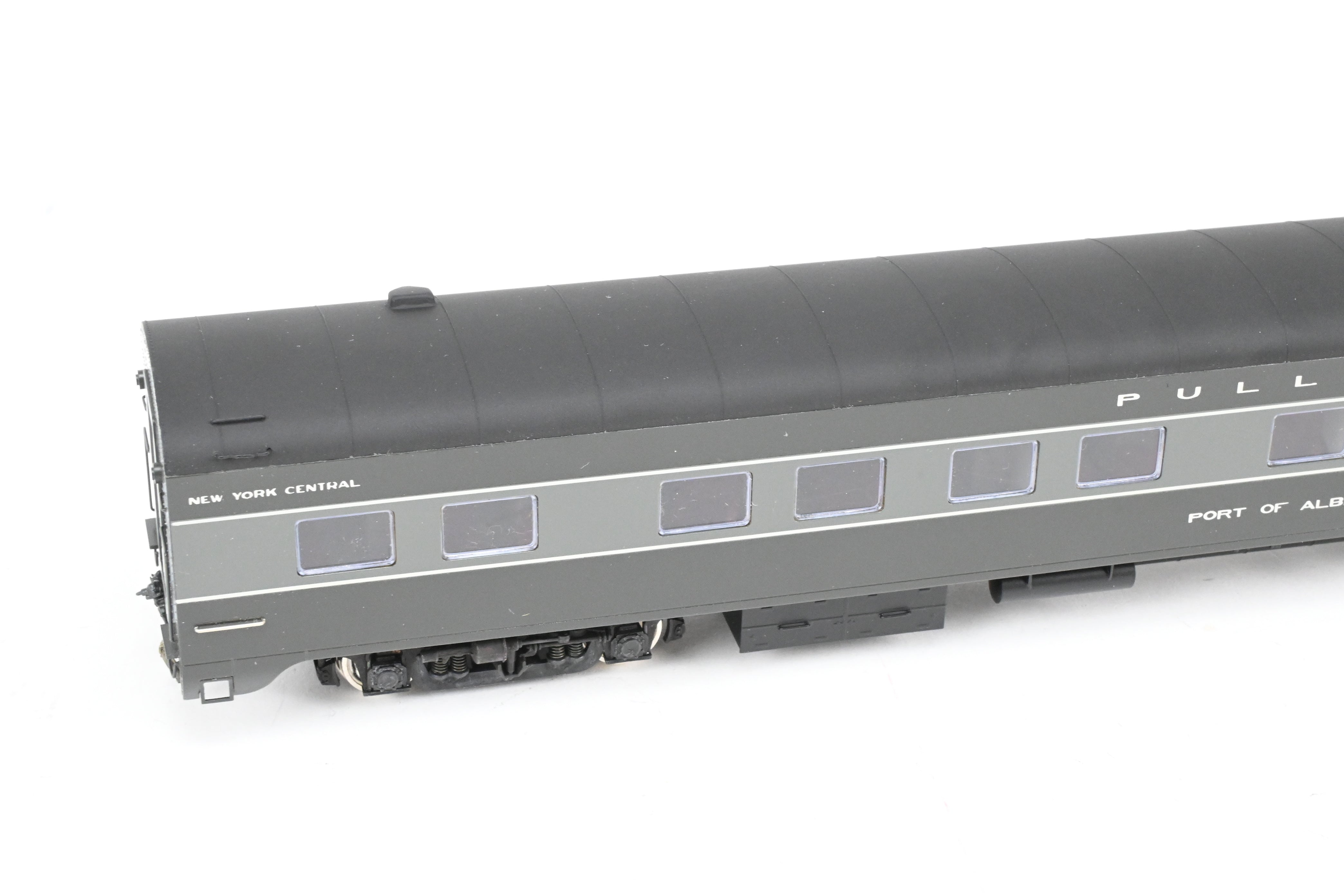 High - Quality HO Scale Brass Erie Limited 8 - Car Set Representing New York Central's 20th Century Limited in 1948, Factory - Painted, Set #2