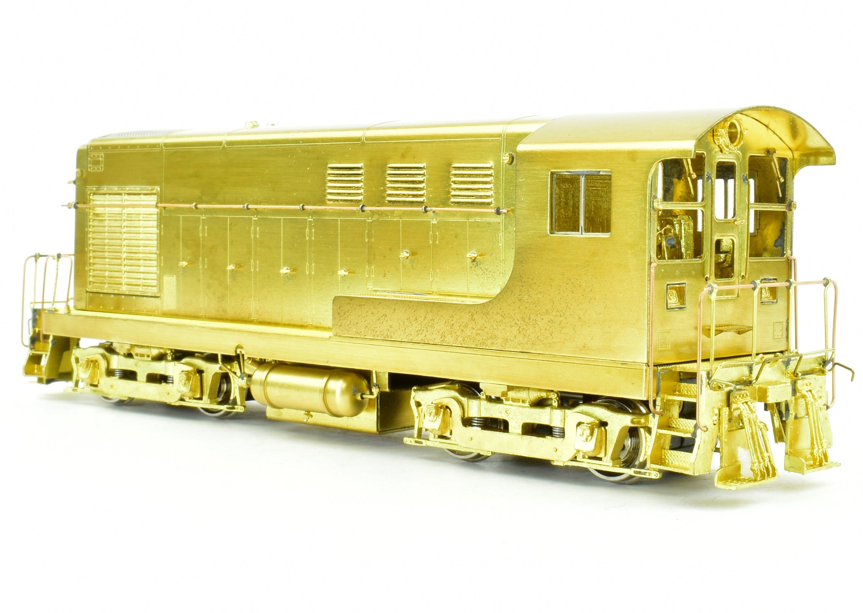 HO Scale Brass Model Train - Overland Models Inc. ATSF/NYC - Santa Fe/New York Central Fairbanks Morse FM H - 12 - 44 Locomotive with Cab Overhang