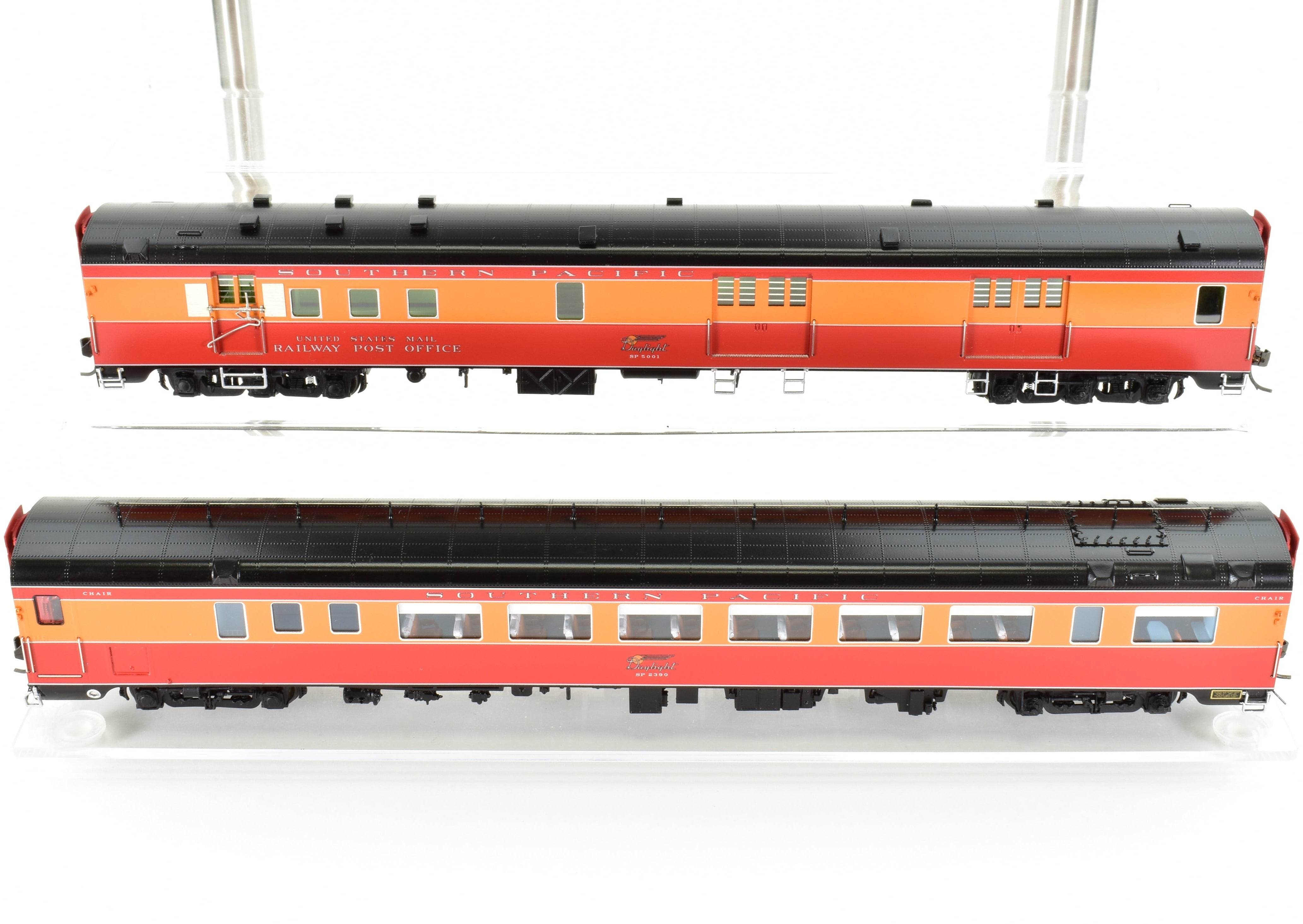HO Scale Brass Model Train Consignment Set - Challenger Imports SP - Southern Pacific 1955 Shasta Daylight 10 - Car Train Set with FP