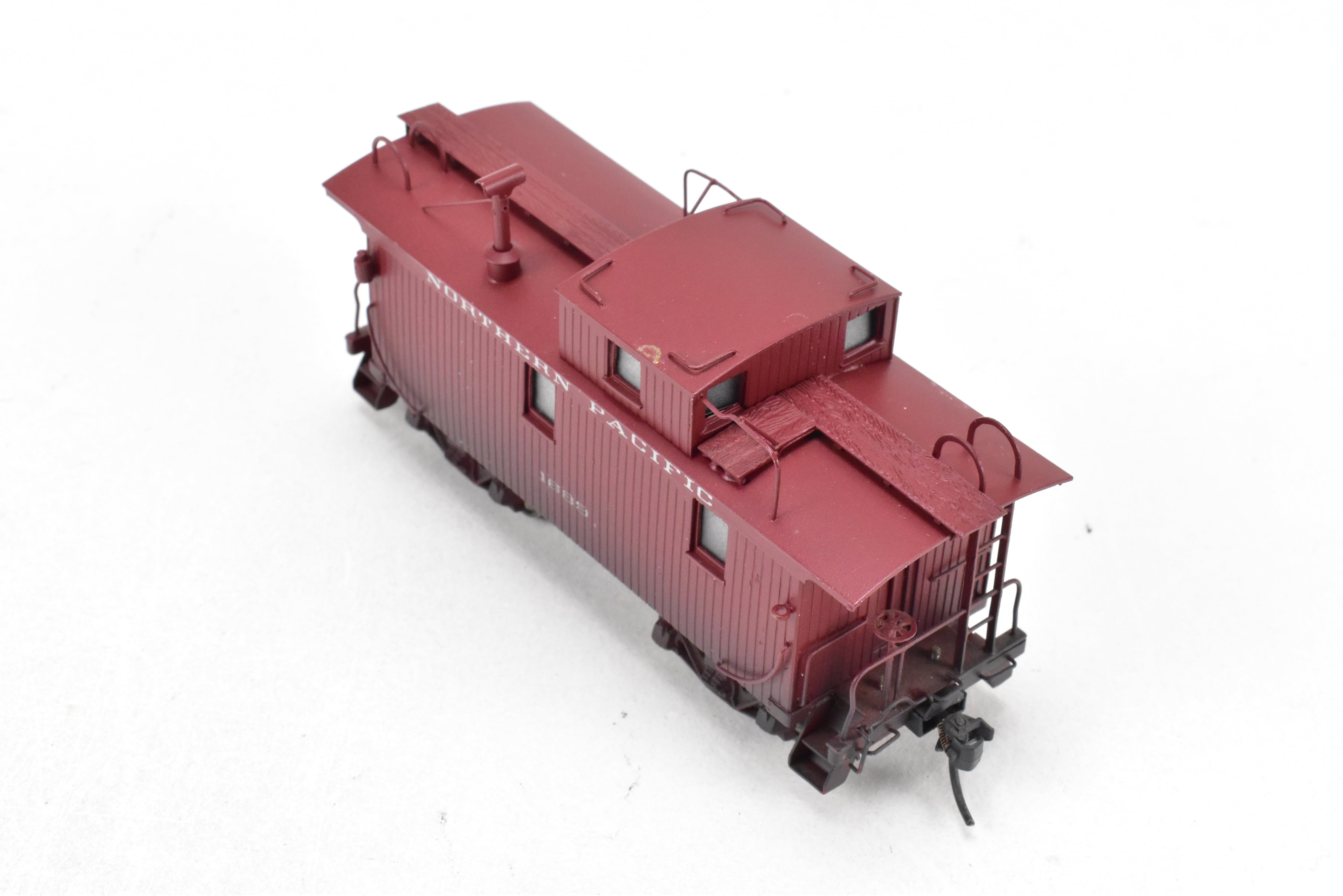 1965 HO Brass PFM United NP Northern Pacific Wood Caboose CP #1689