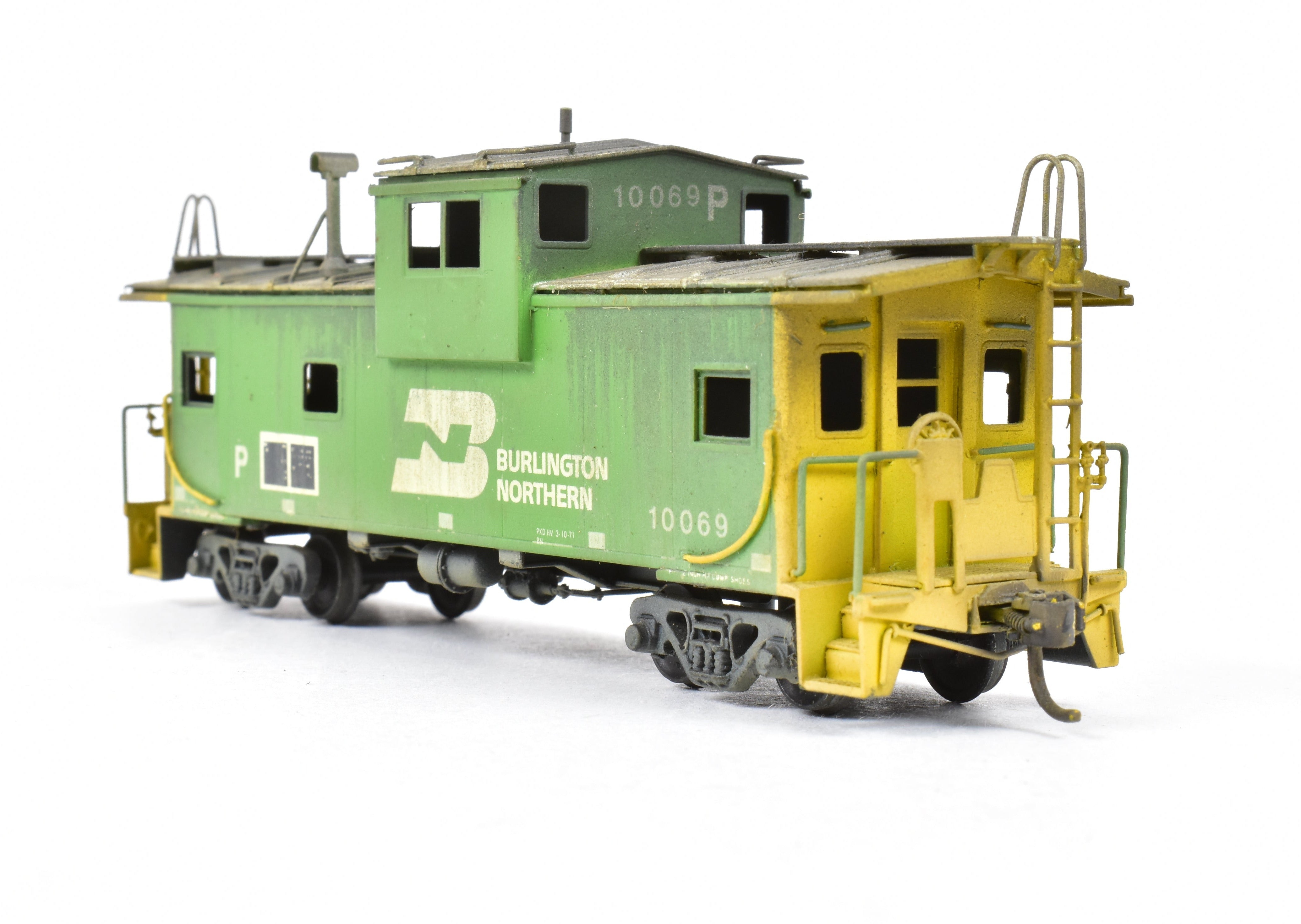 HO Scale Brass Oriental Limited Burlington Northern X Caboose X96 - 155 Class Model with Custom Painting and Weathering Effect