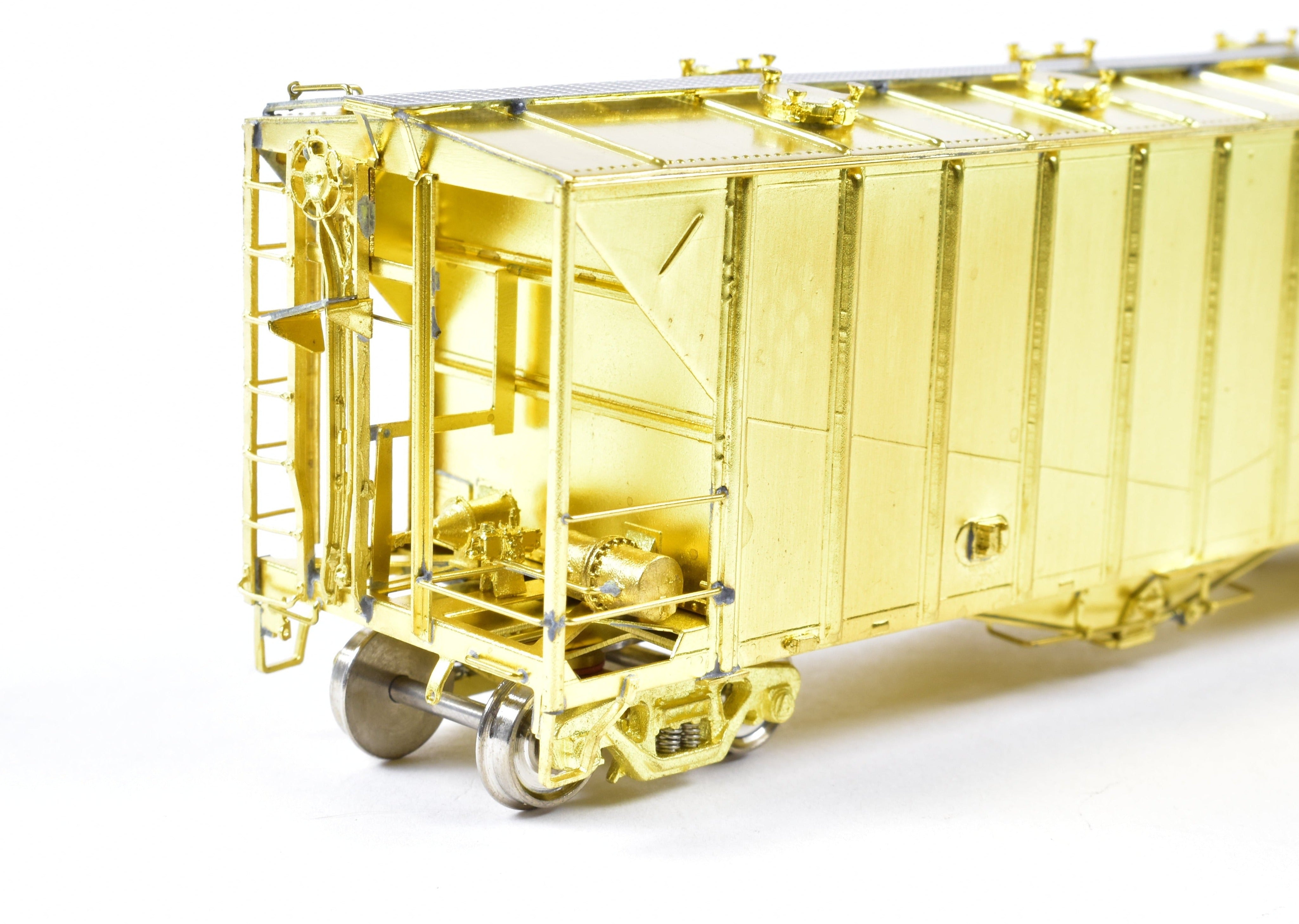 1965 HO Brass Airslide Covered Hopper by OMI w/ Tri - Angular Gussets