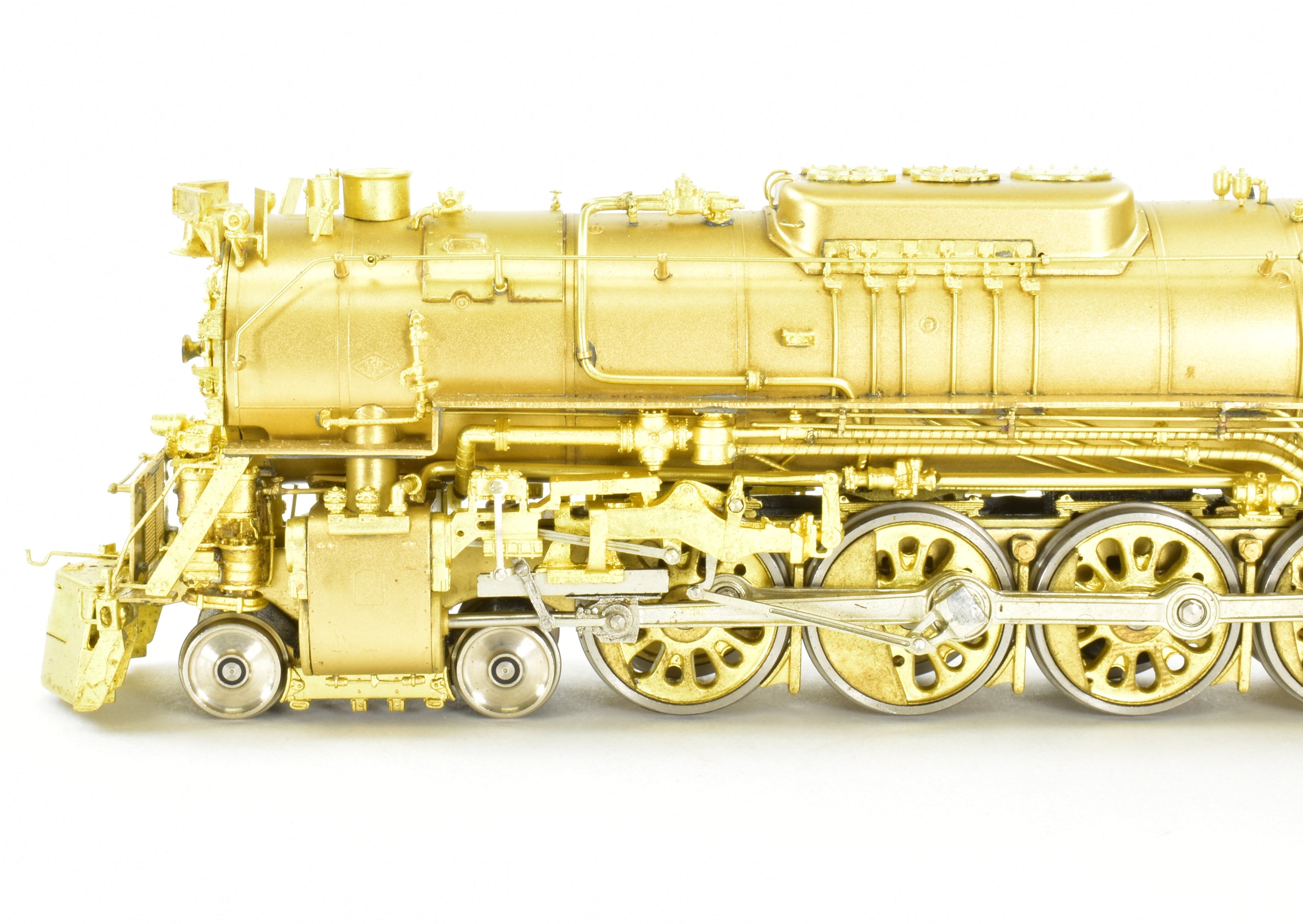 HO Scale Brass Key Imports Chesapeake & Ohio J - 3a 610 Class 4 - 8 - 4 Steam Locomotive Model in Greenbrier Color