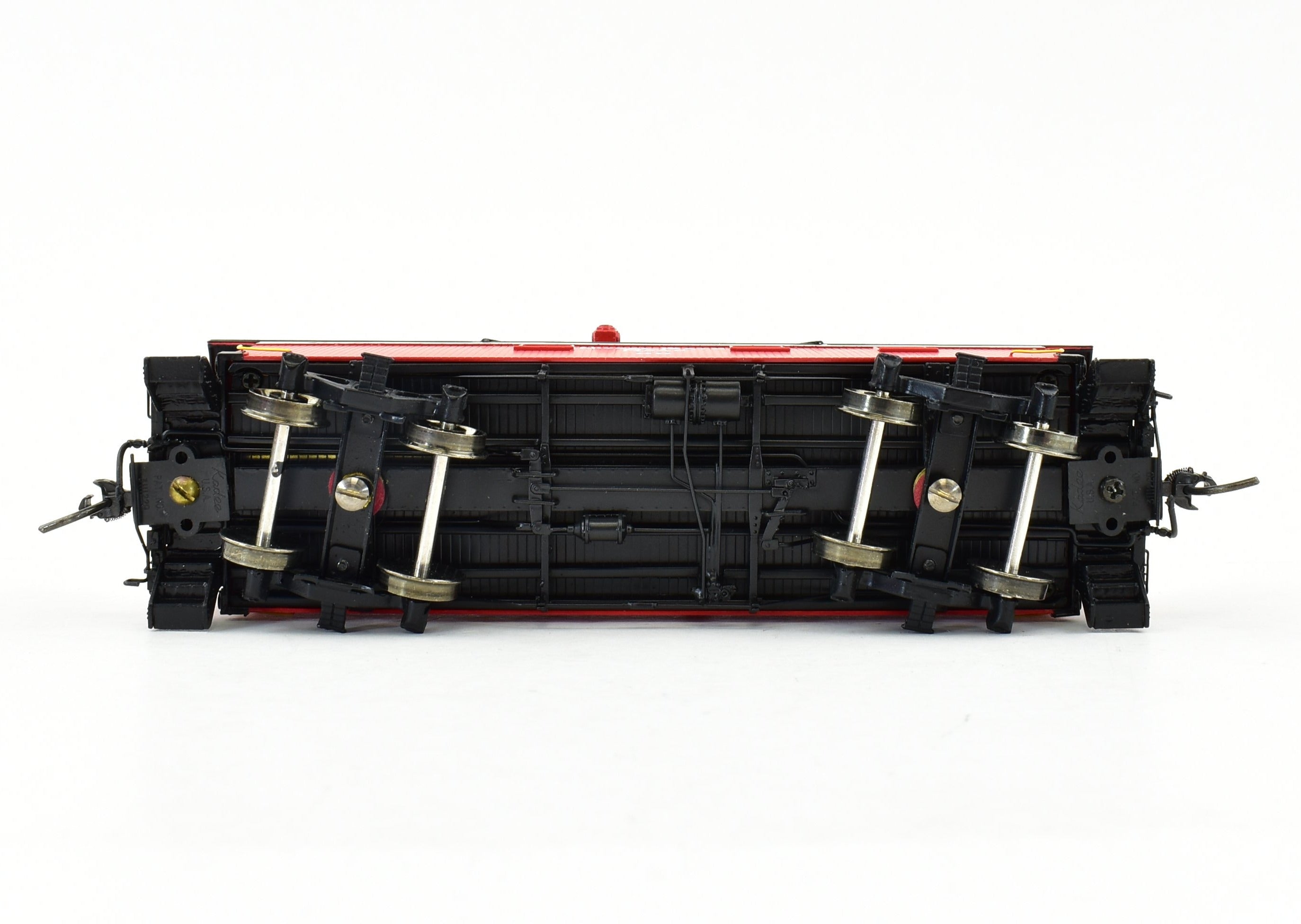 HO Scale Brass Division Point NYC & St.L Nickel Plate Road 46 - 147 Series 30 - Foot Wood Caboose FP Model by Boo - Rim