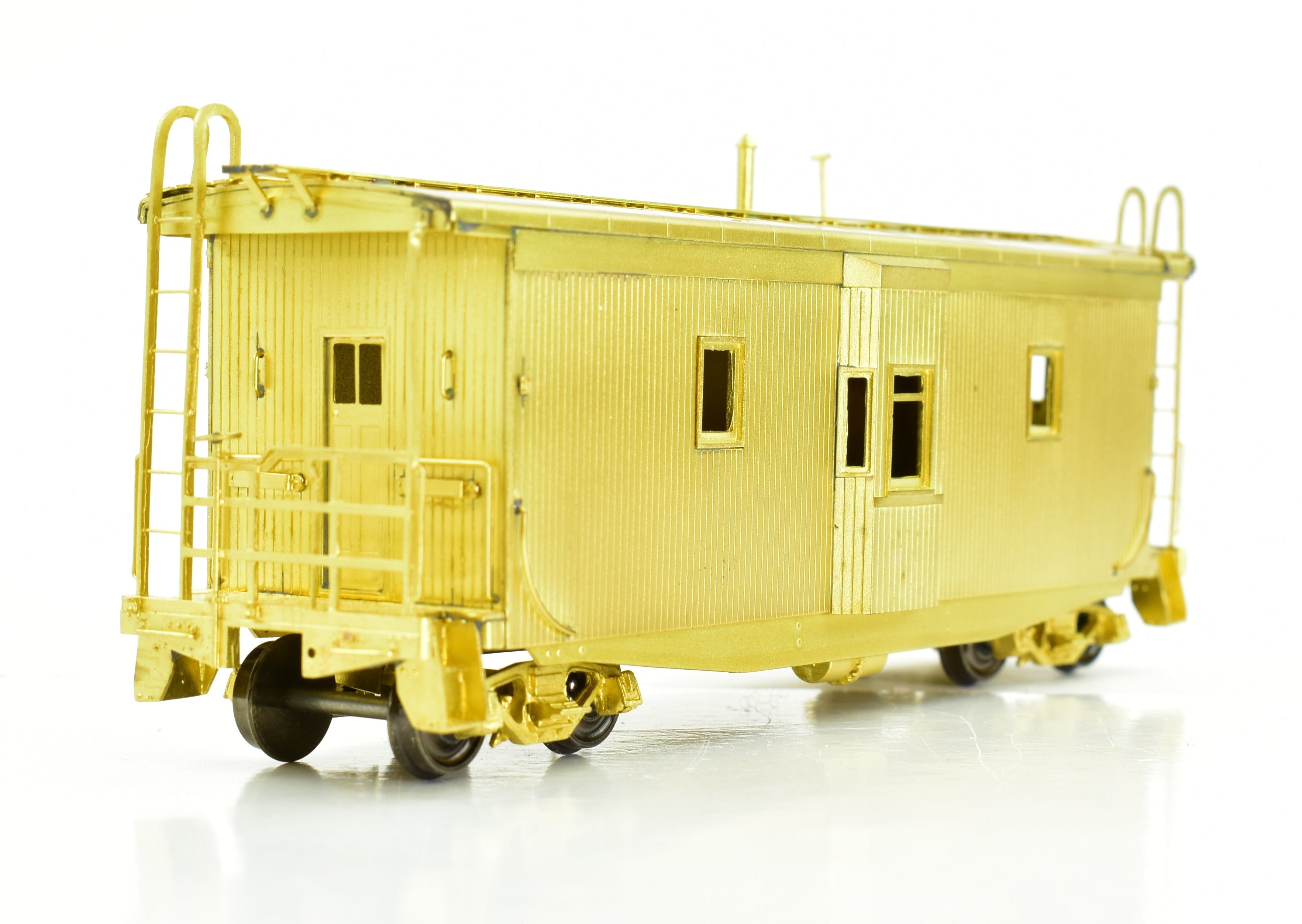HO Scale Brass Northern Pacific Wood Bay Window Caboose by OMI Overland Models