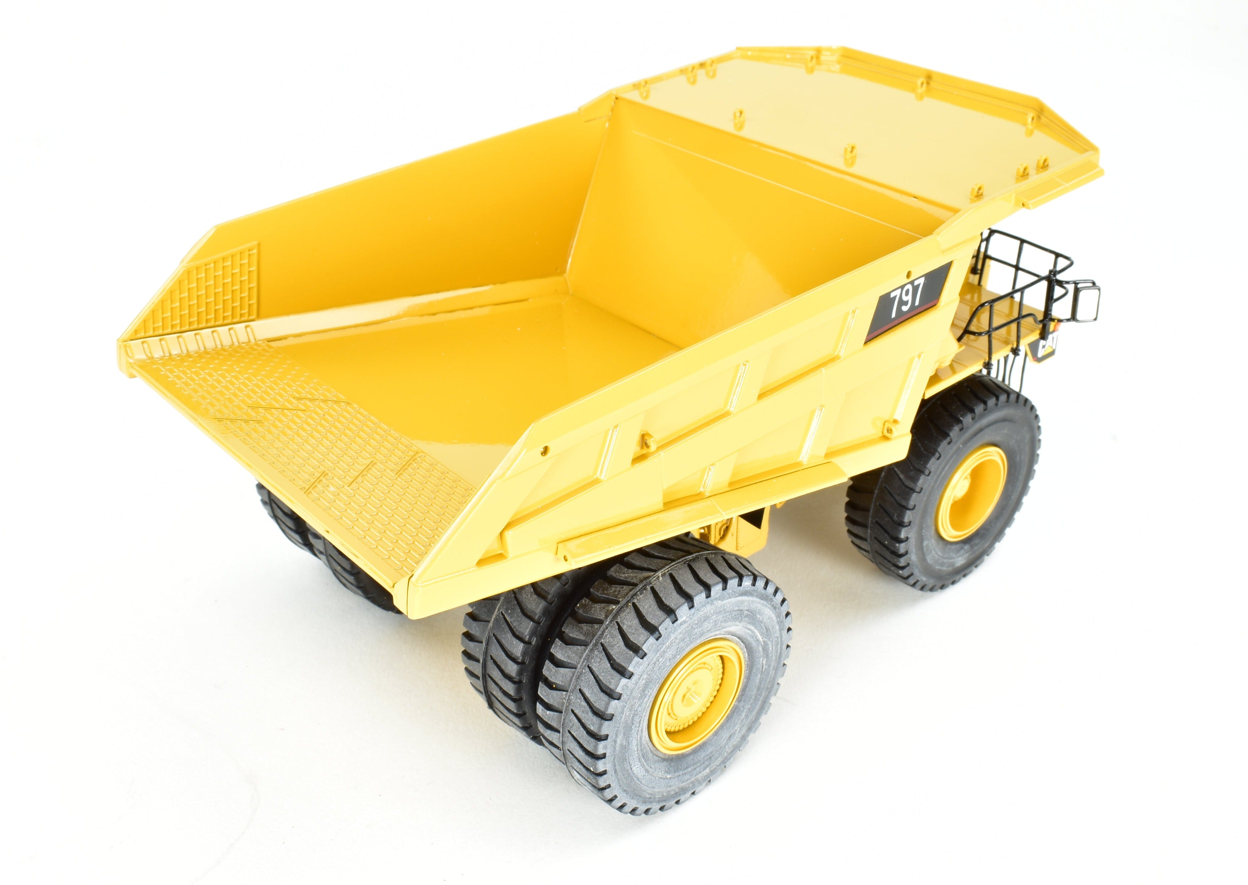High - Quality HO Scale Brass Construction Caterpillar 797 Mining Truck Model by CCM