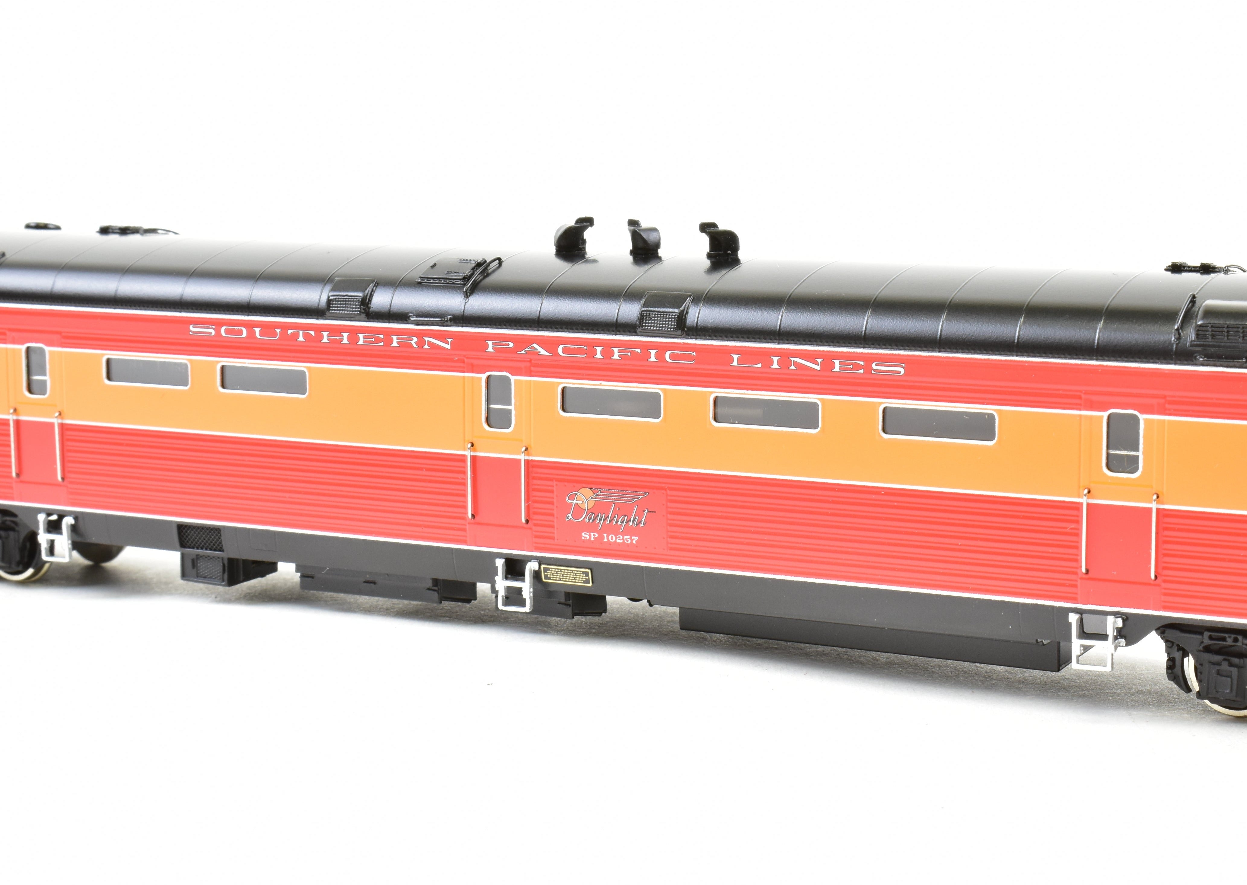 High - Quality HO Scale Brass Model Train CON CIL - Challenger Imports SP - Southern Pacific 1941 Morning Daylight 16 - Car Complete Full Train Set Along with 10 - Car Set and Two 3 - Car Add - On Sets FP