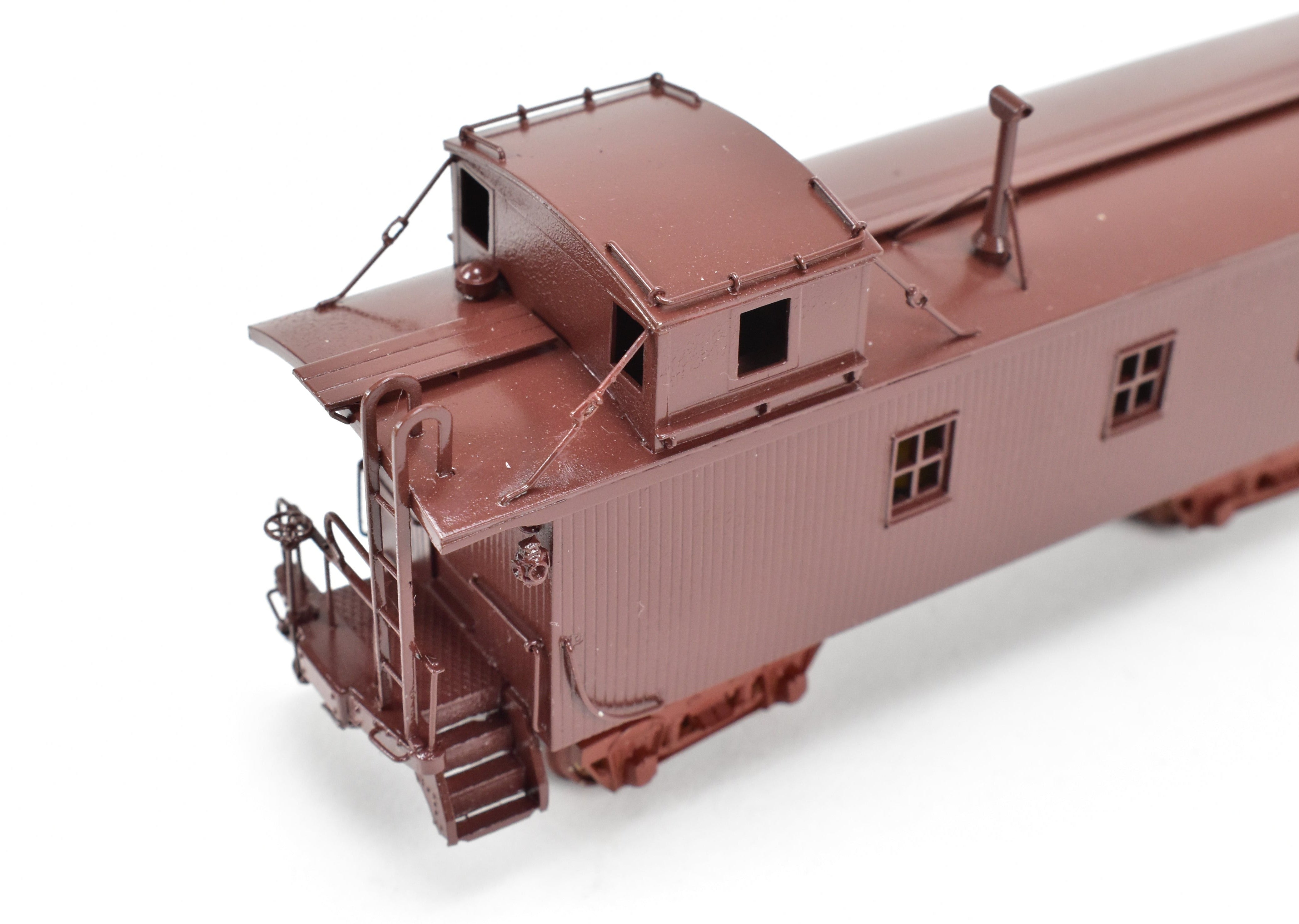 HO Scale Brass Model of Oriental Limited CB&Q - Burlington Route NE-9 Wood Caboose with No Lettering on Car Body