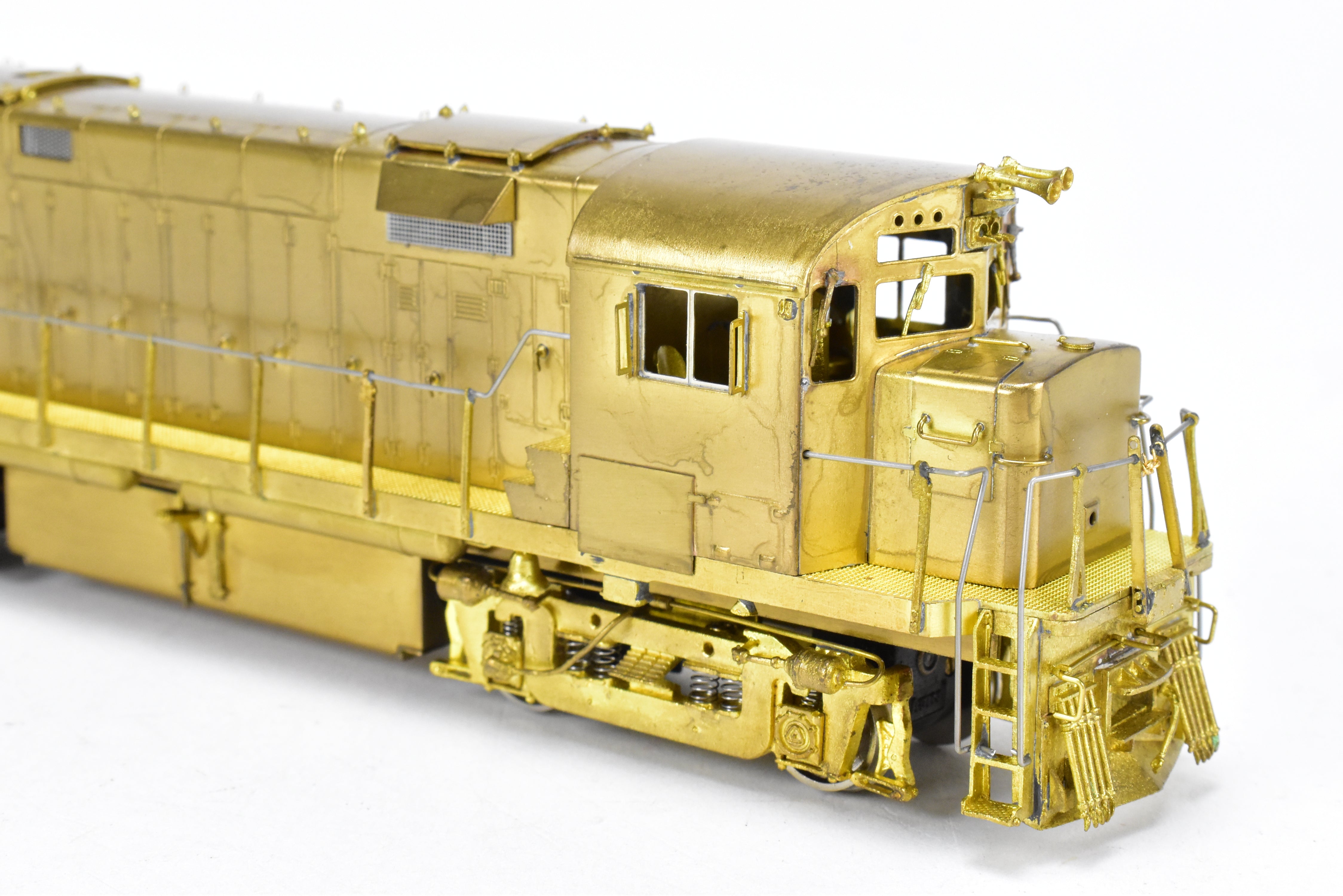 HO Scale Brass Model Train - Overland Models Inc. (OMI) New Haven ALCO C425 Phase II Replica