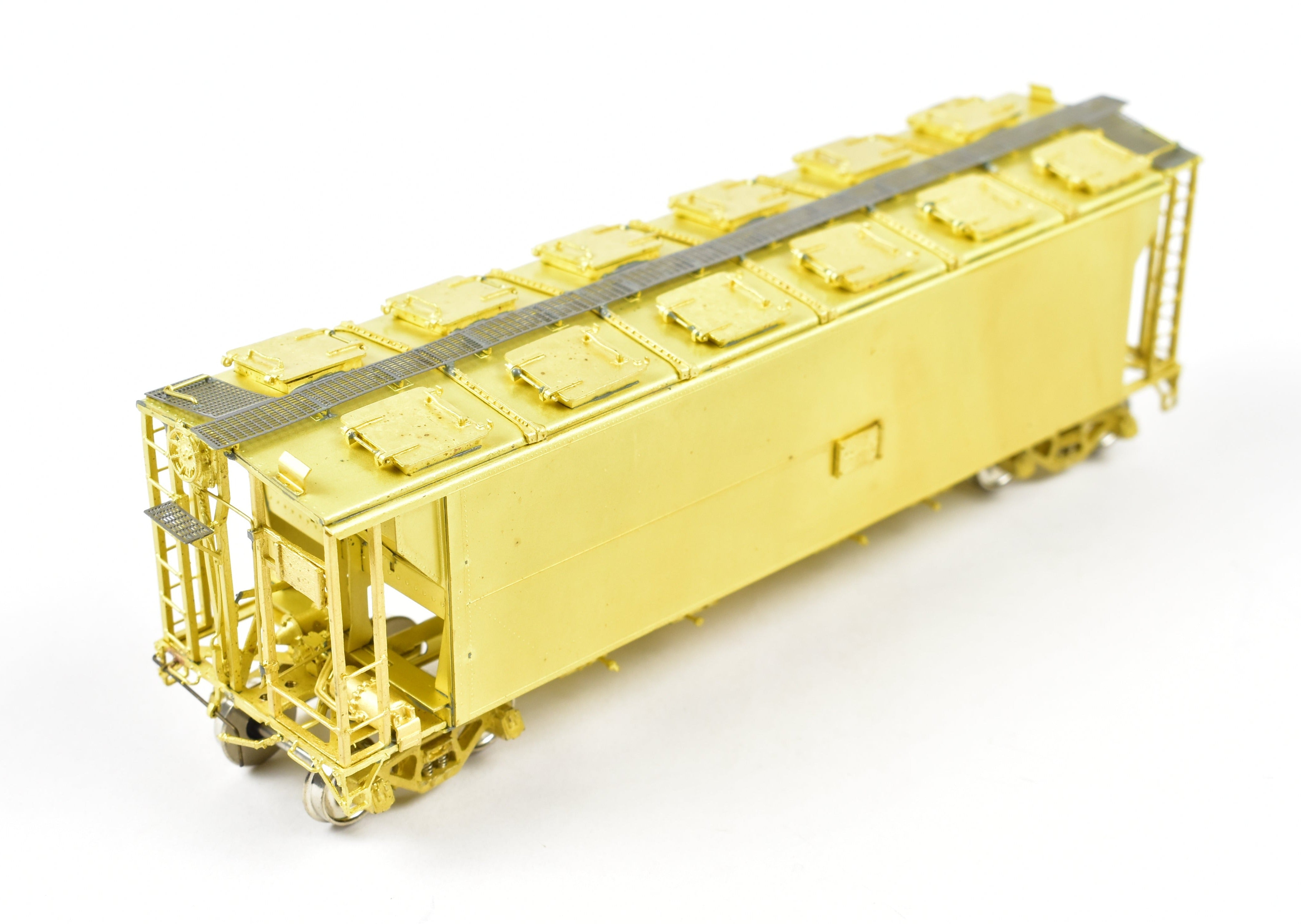 OMI HO Brass CNR Canadian National Railway 12-Hatch Slab Side Covered Hopper