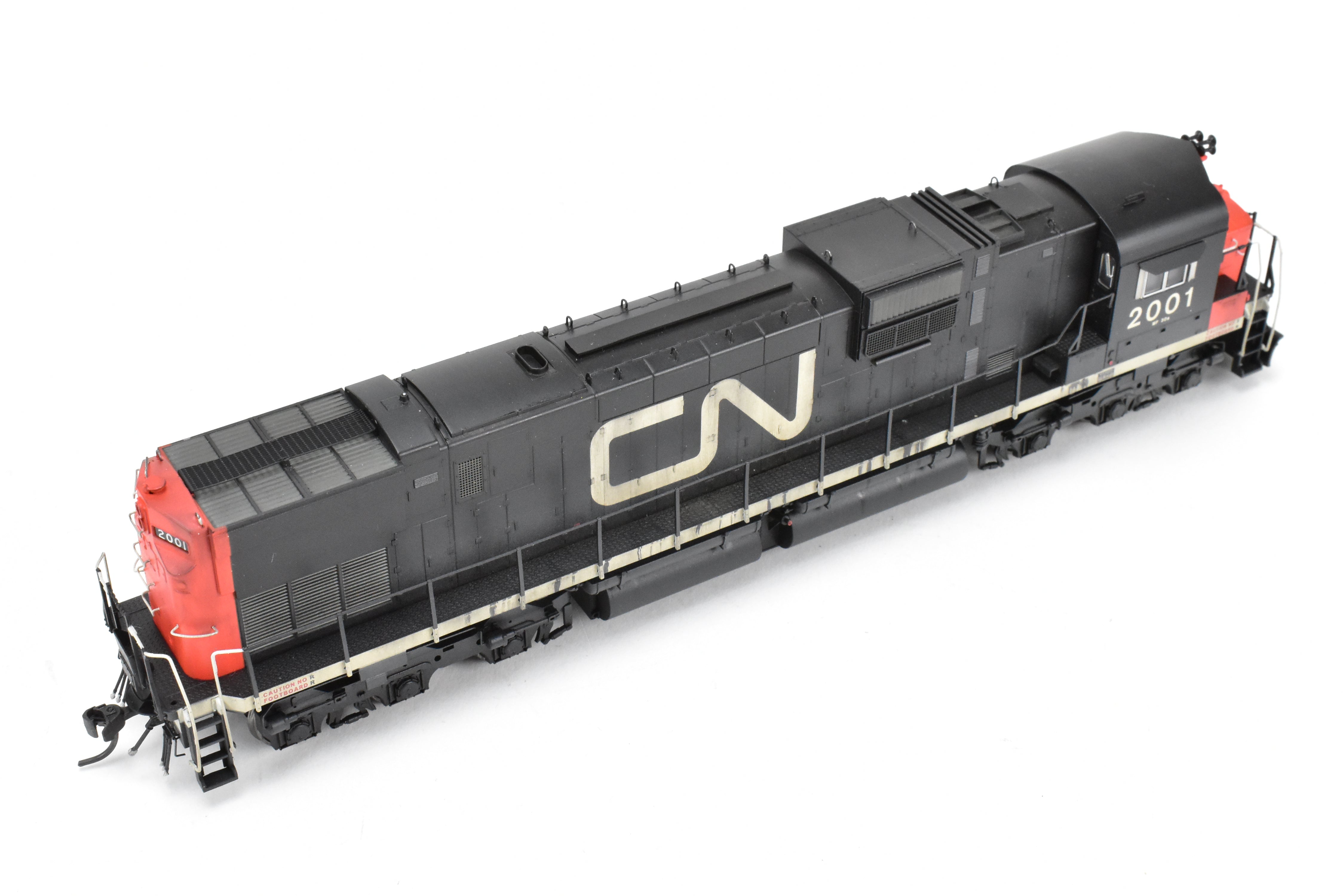 HO Scale Con Bowser Executive Line Canadian National Railway Alco C630M Model Train with ESU DCC and Sound Function, Featuring Road Number 2001 and Professional Weathering