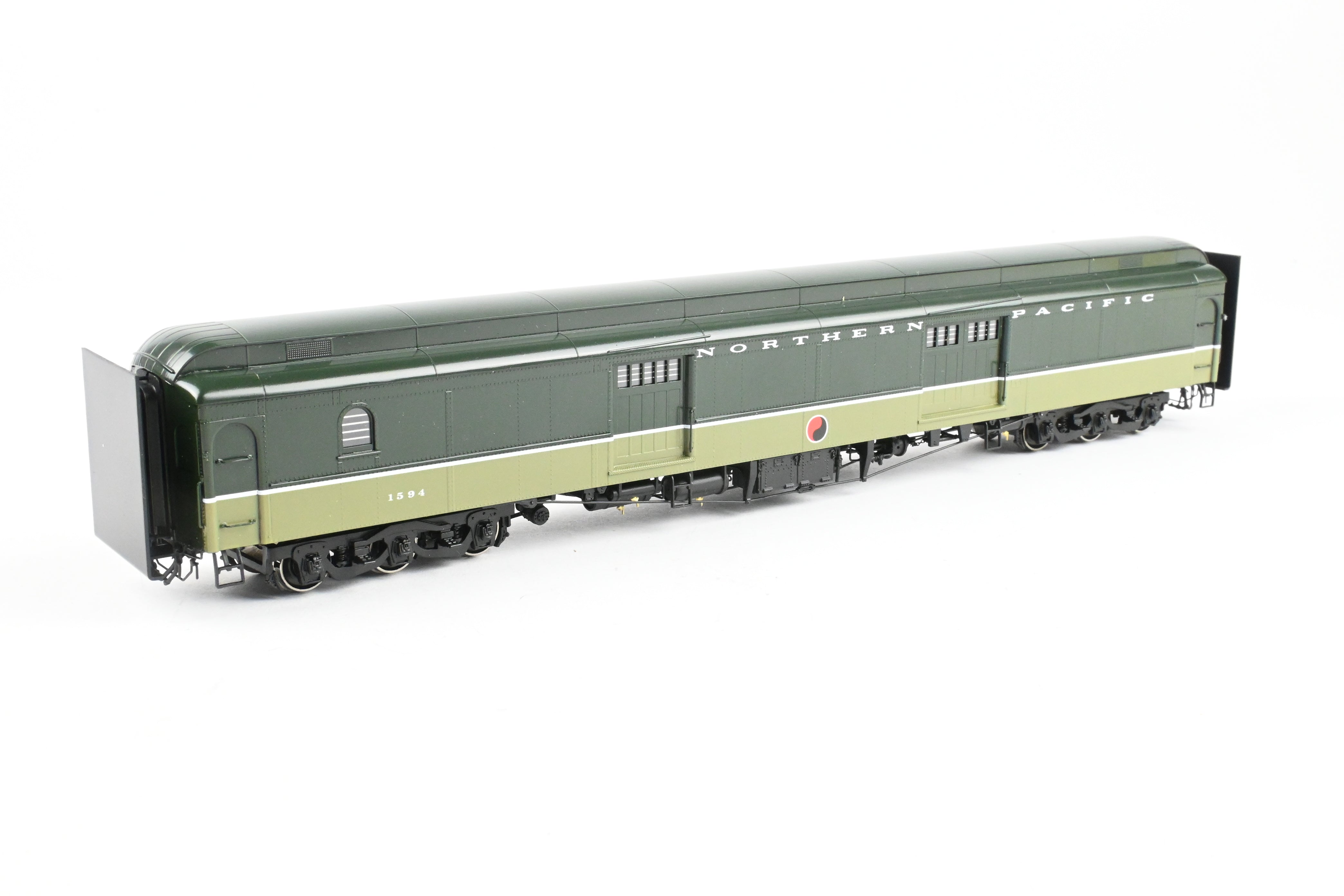 HO Brass W&R Enterprises Northern Pacific Truss Rod Baggage Car No. 1594 Factory Painted