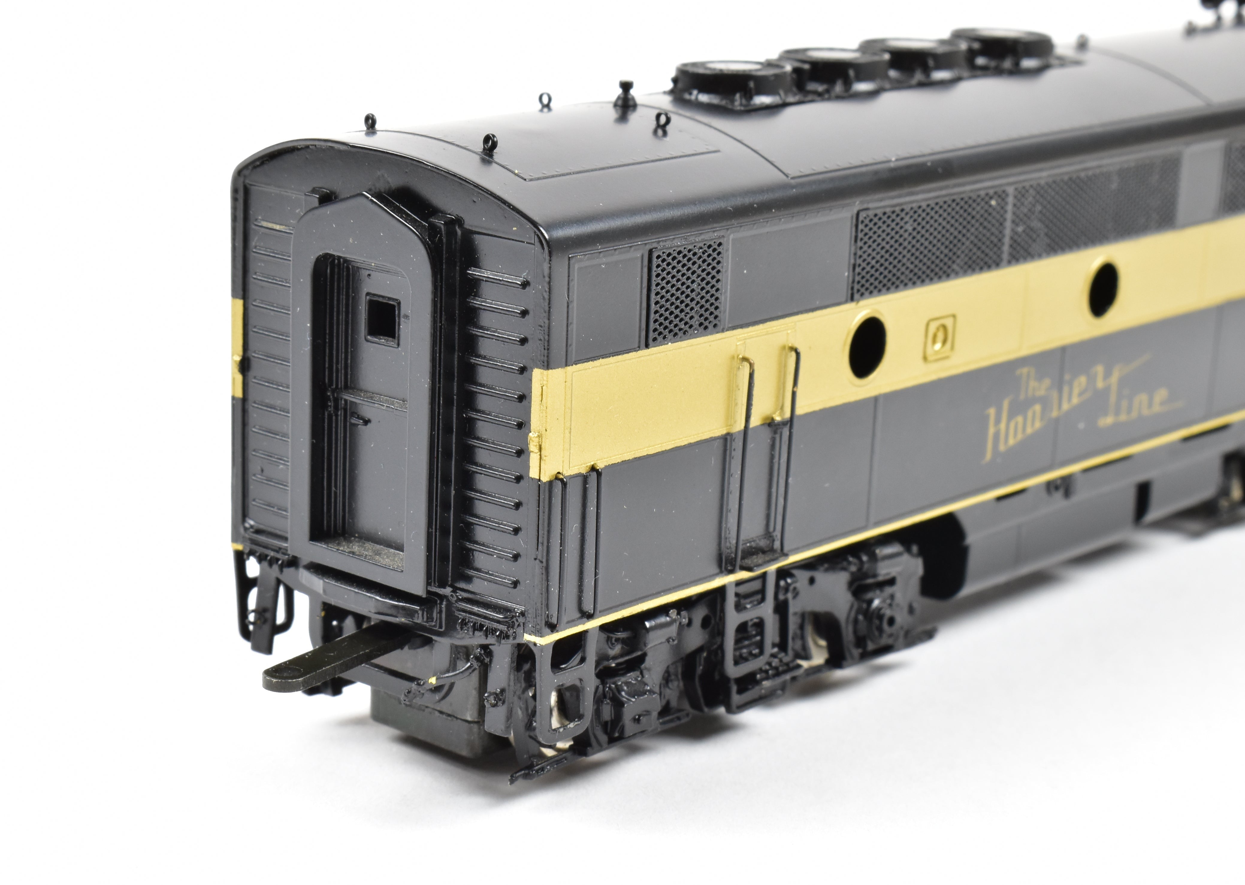 HO Brass Oriental Limited CIL Monon EMD F3A PH II Factory Painted in Elegant Black and Gold