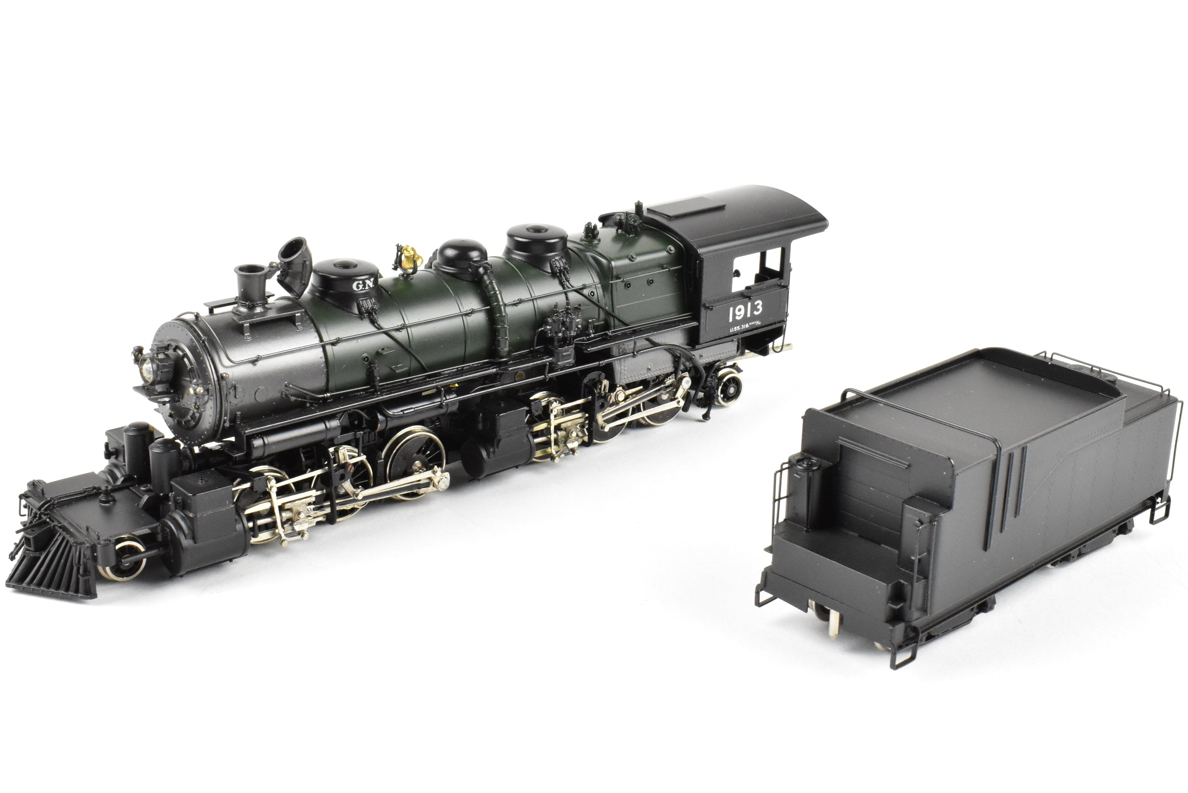HO Scale Brass Model Train - Tenshodo Great Northern 2-6-6-2 Class L-1 Factory Painted Locomotive #1913 with Crown Design