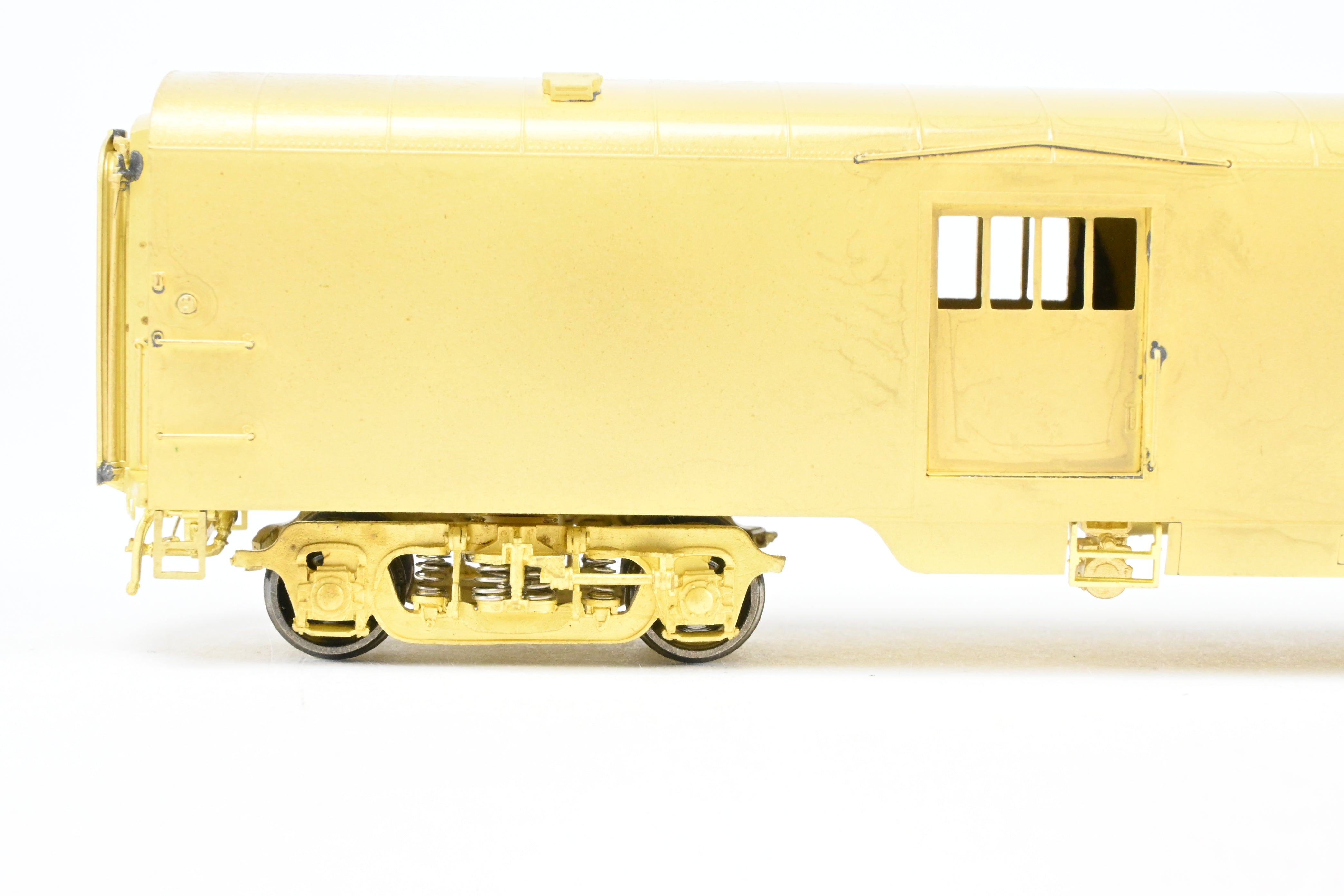 HO Scale Brass Model Great Northern Streamlined Baggage Car #270 - 272 by A. W. Enterprises