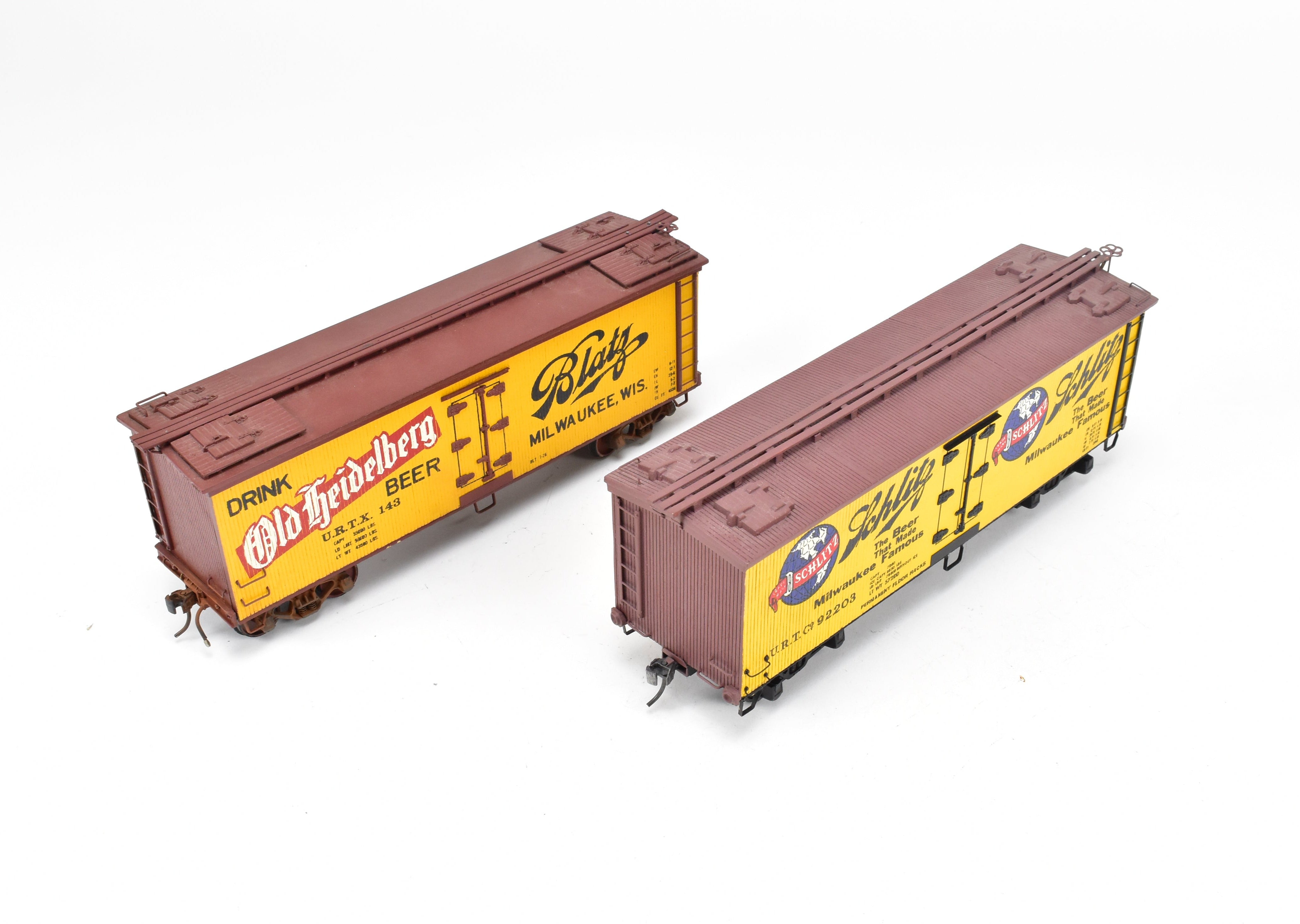 O Scale 36' Wood Beer Reefers: Schlitz & Old Heidelberg - 2 Professionally Built & Painted Models
