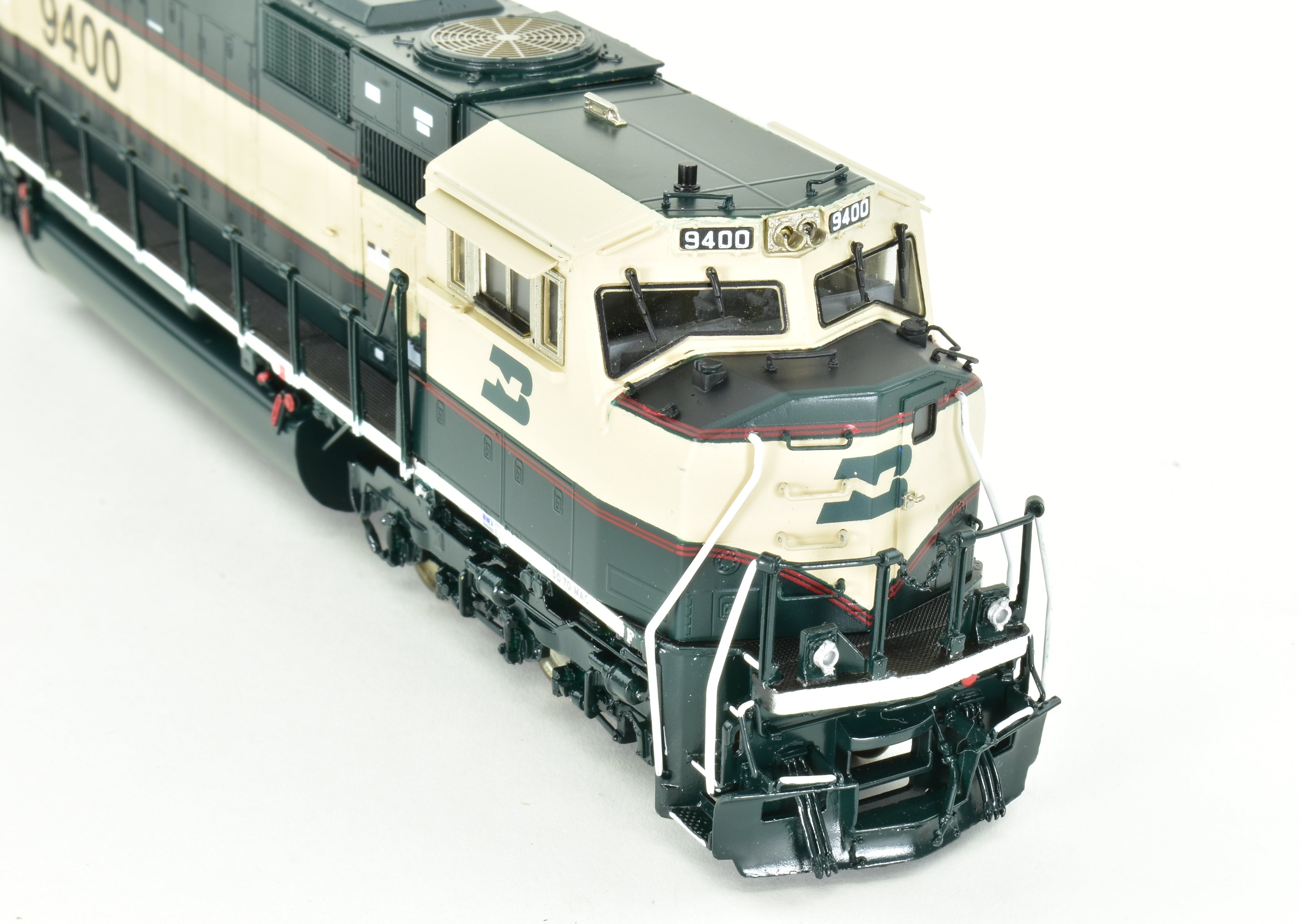 HO Scale Brass OMI BN Burlington Northern SD70MAC FP Locomotive No. 9400