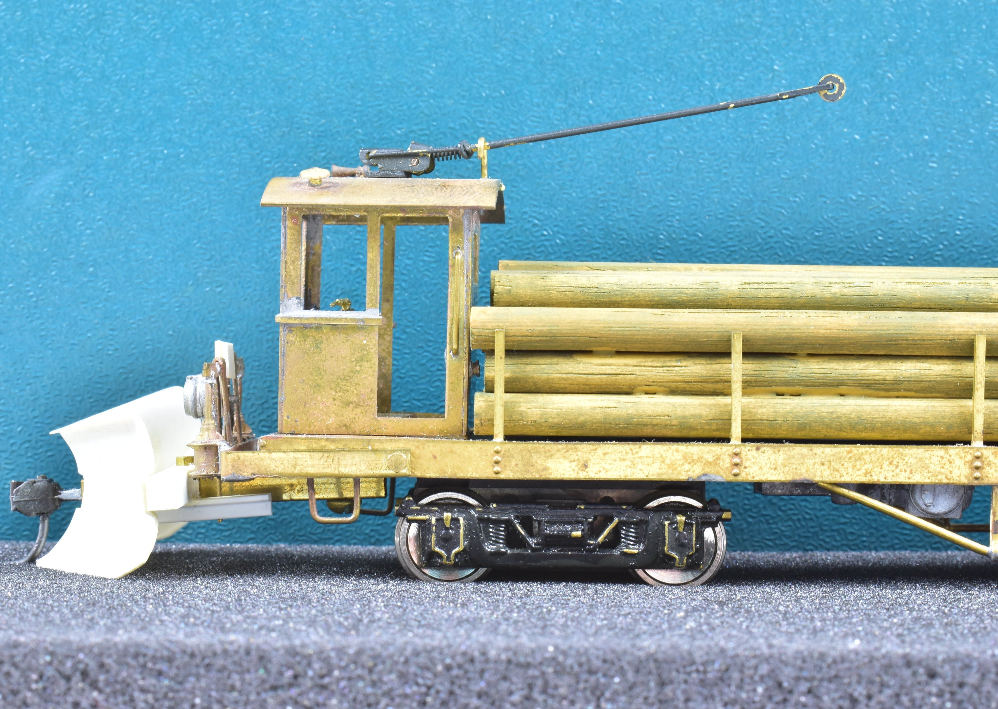 Custom - Built HO Scale Brass Traction Line Pole Car with Load from an Unknown Japanese Importer