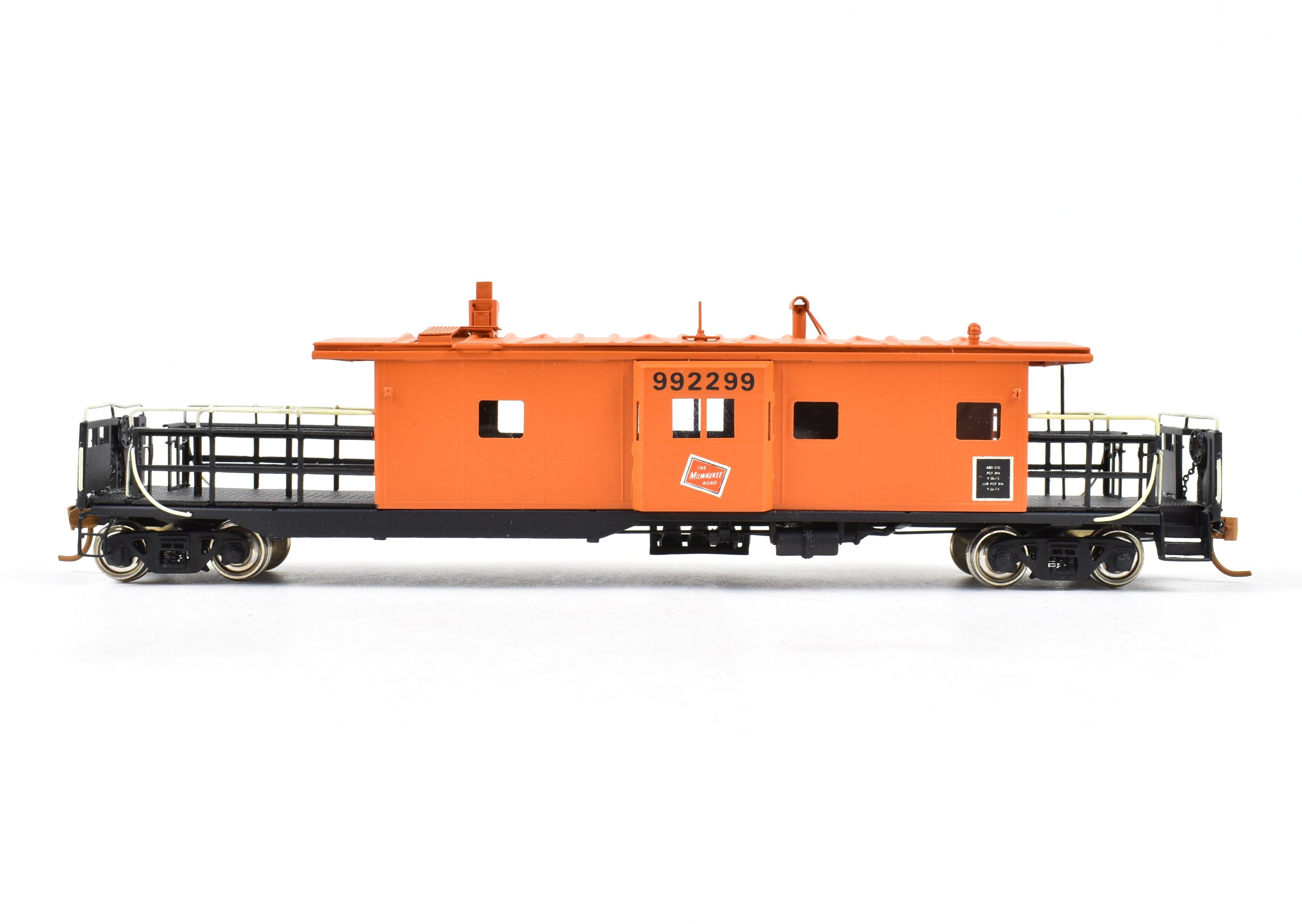 HO Scale Brass OMI - Overland Models, Inc. Milwaukee Road Bay Window Long Caboose Professionally Painted Model Train Car