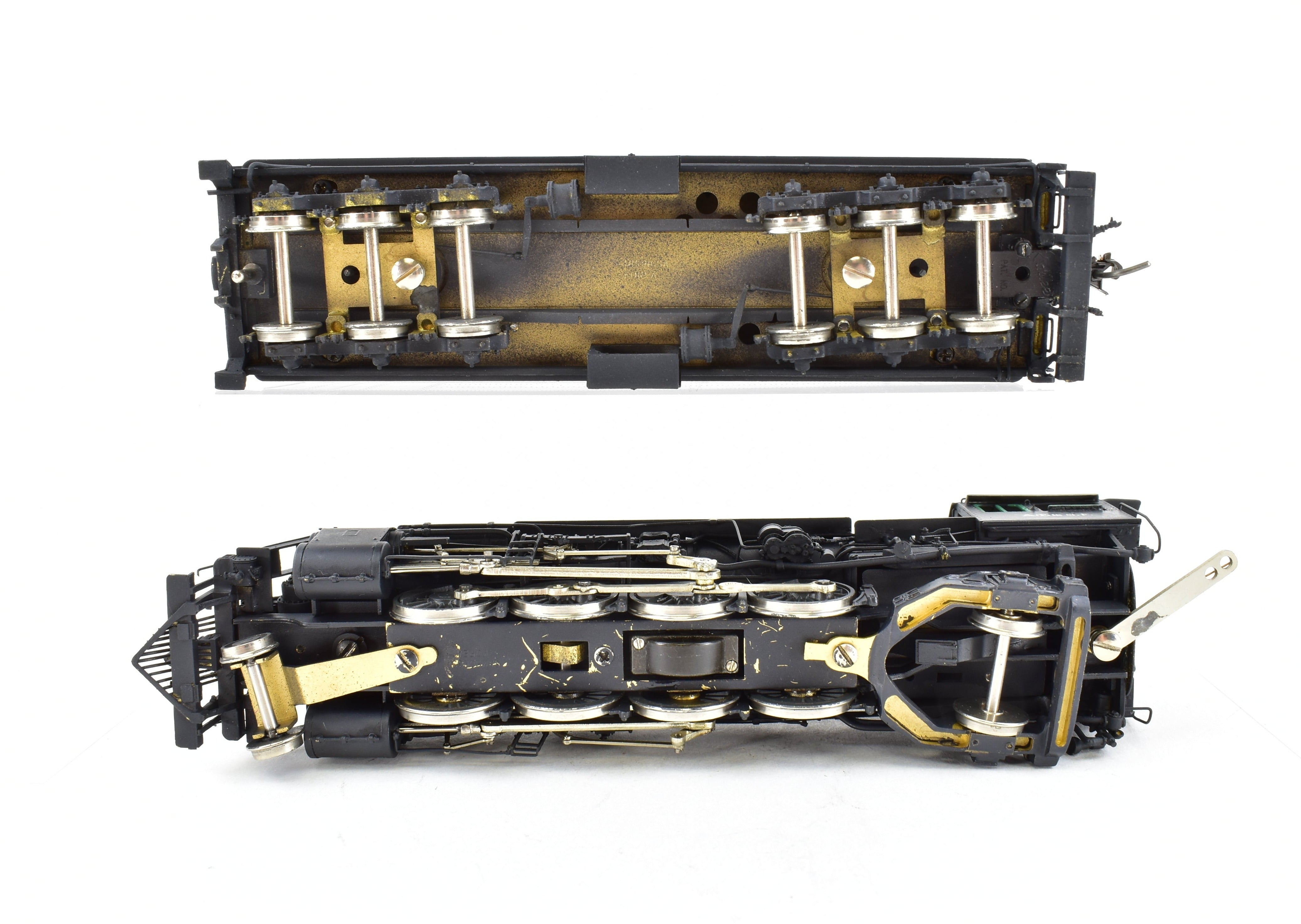 High - Quality HO Scale Brass Steam Locomotive Key Imports ATSF - Santa Fe 2 - 8 - 2 Mikado Pro - Painted Model No. 4082