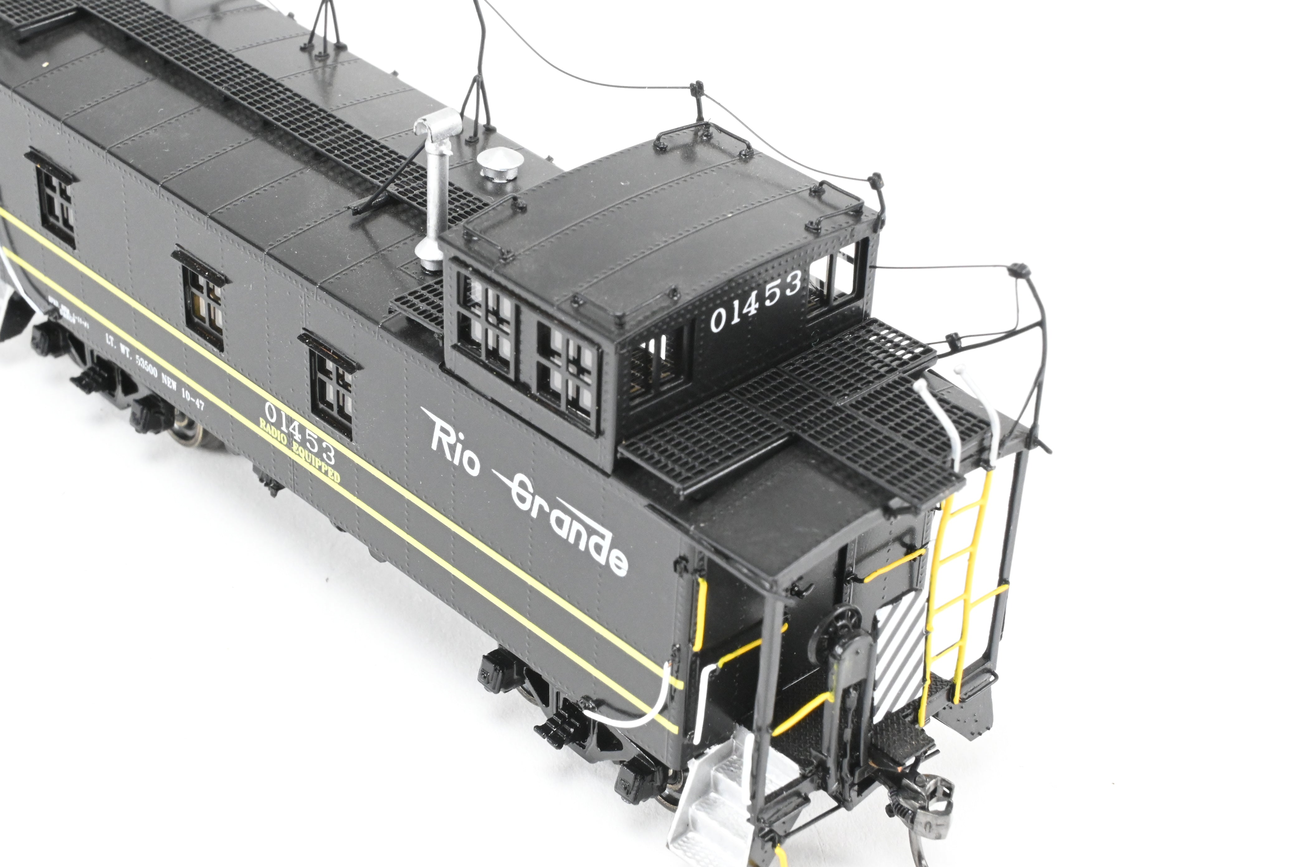 High - Quality HO Scale Brass Model Railroad Caboose by The Joint Line Co. - Denver & Rio Grande Original Riveted Steel Caboose Limited Edition FP Number 01453 with Antenna