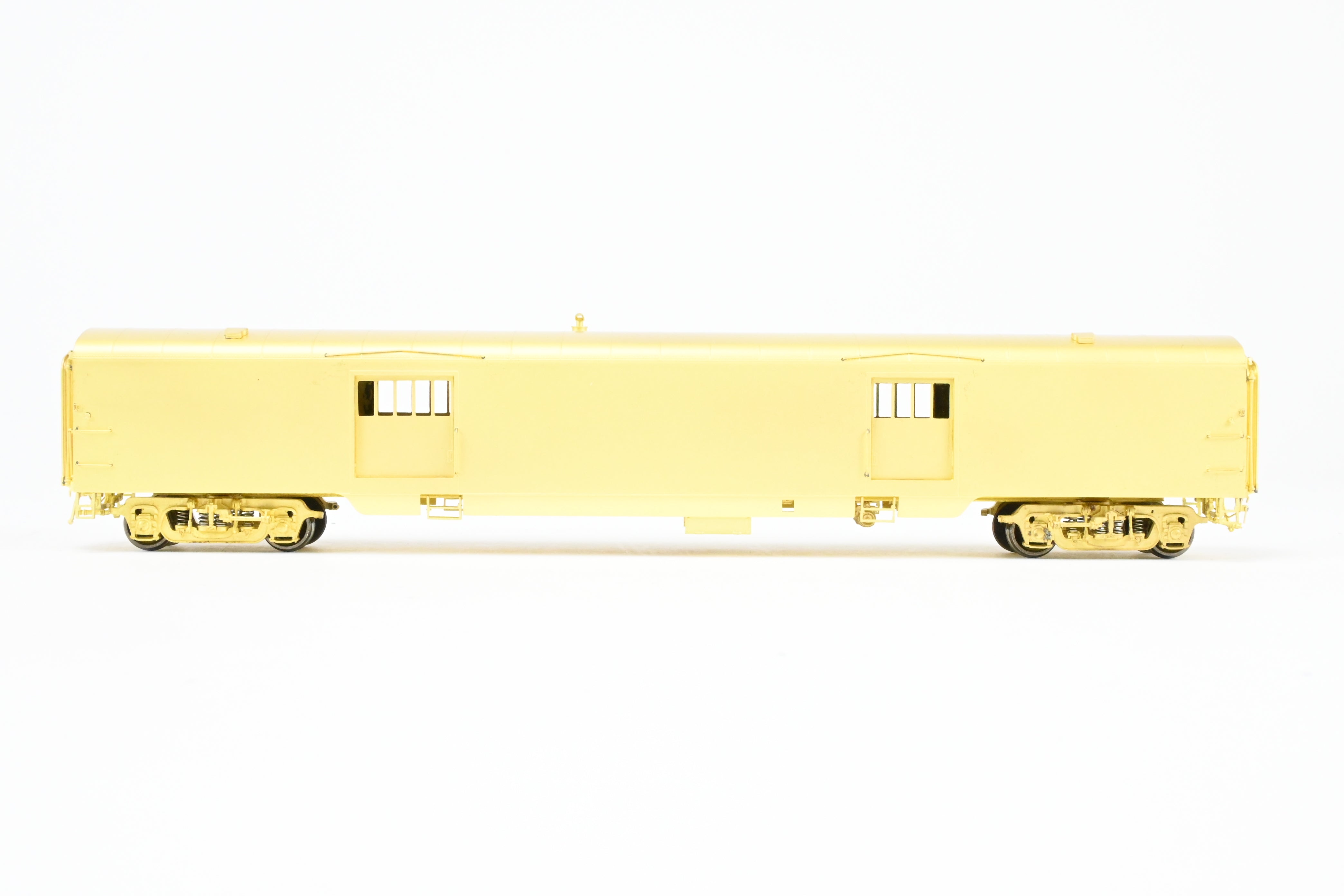 HO Scale Brass Great Northern Streamlined Baggage Car #266 - 267 by A. W. Enterprises