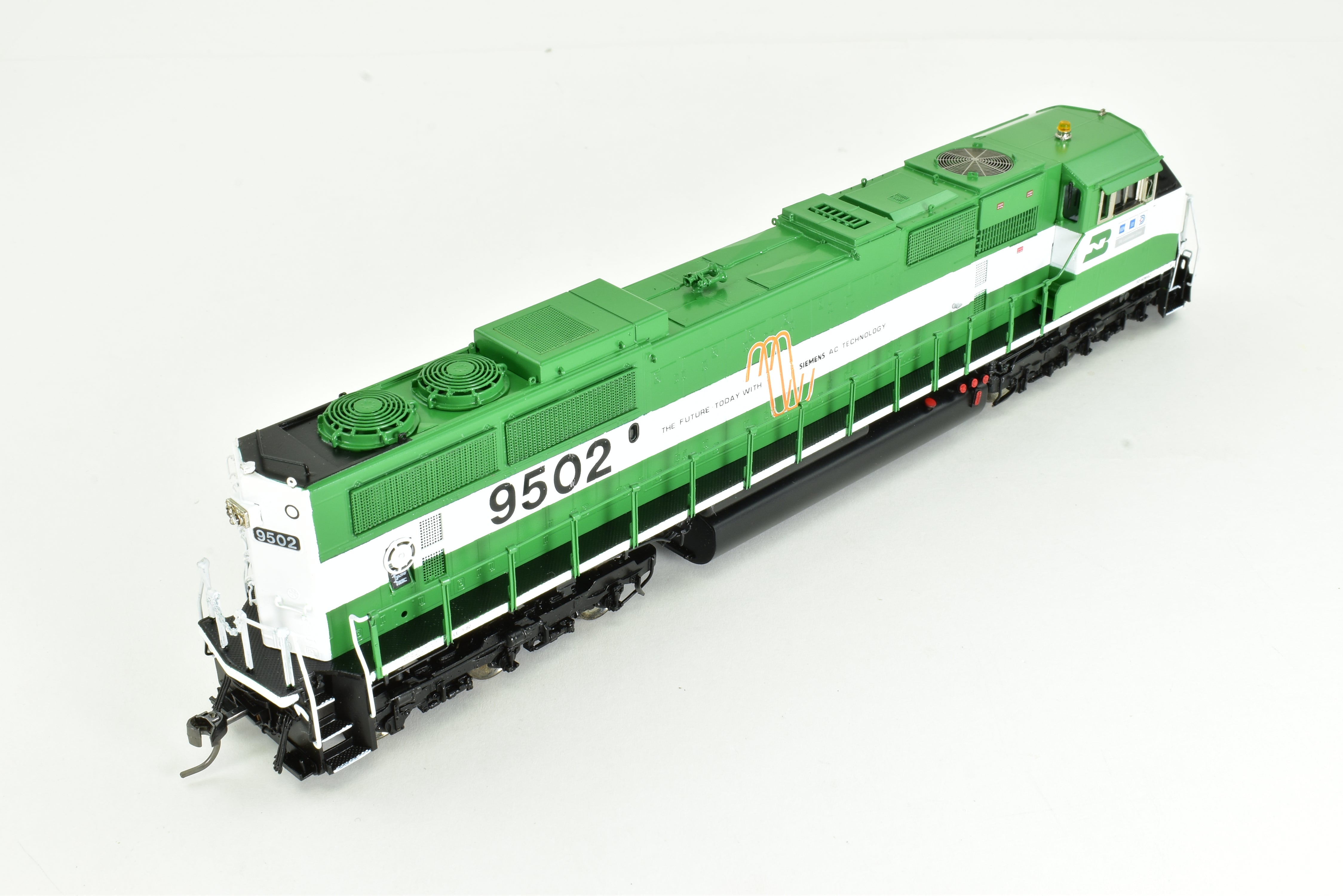 HO Scale Brass BN SD60MAC FP No. 9502 by Overland Models with HTCR Trucks