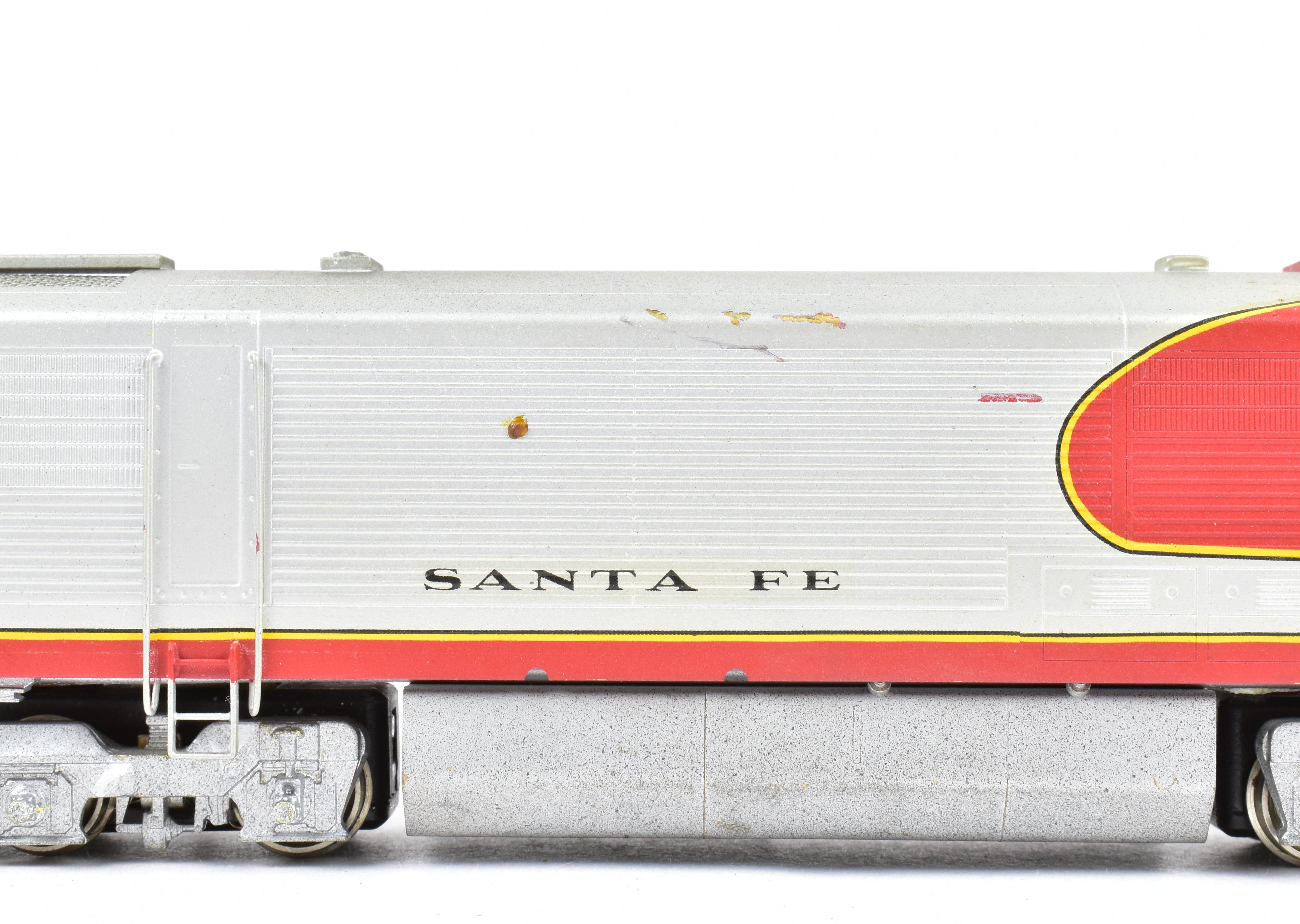 HO Scale Brass Hallmark Models ATSF - Santa Fe GE U30CG Cowl Passenger Diesel Locomotive with Custom Painting and Detailing